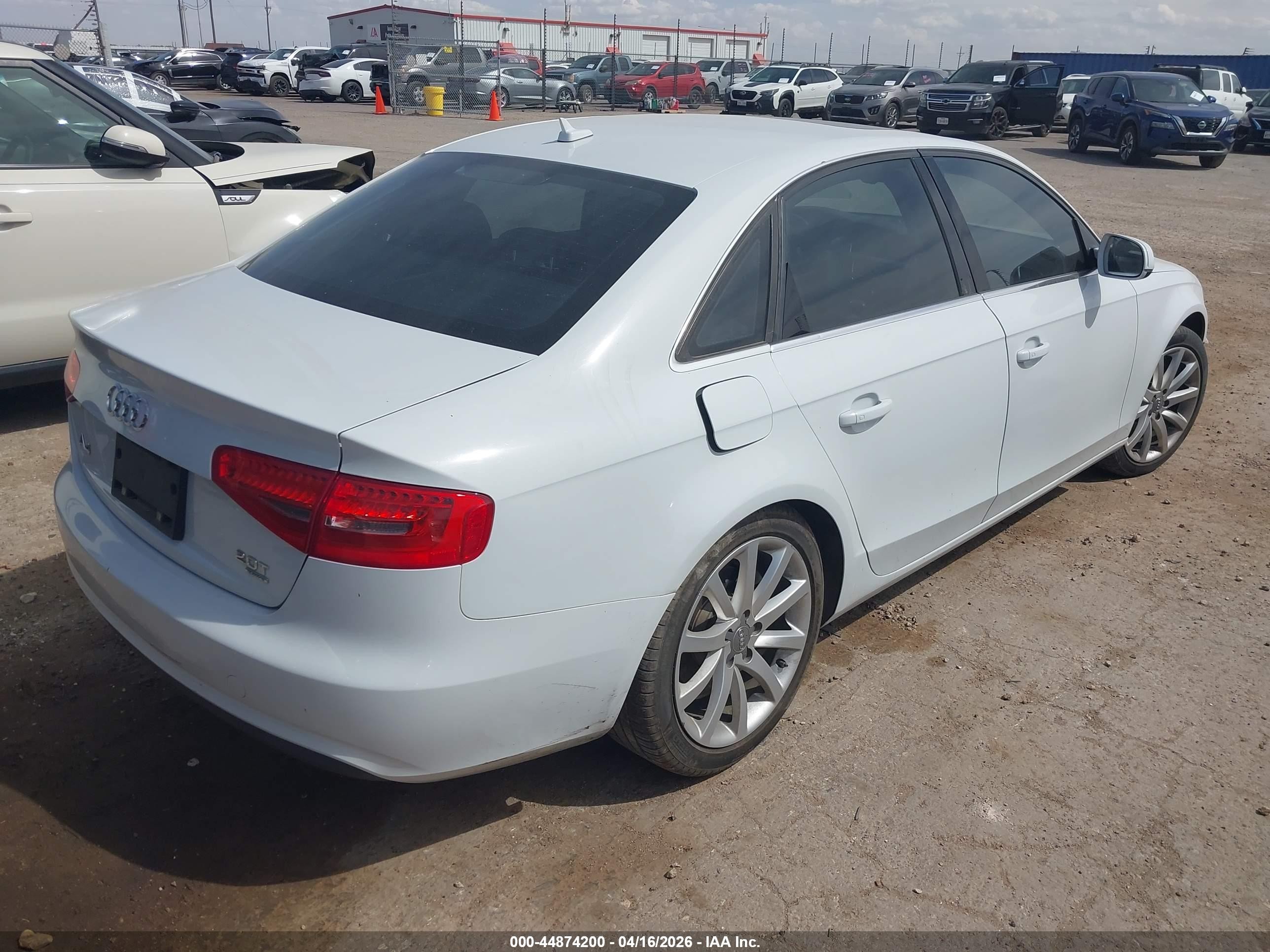 2013 Audi A4 2.0t Premium White vin: WAUFFAFL1DN046104