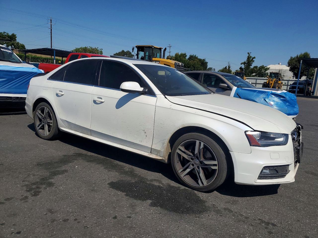 2014 Audi A4 Premium Plus White vin: WAUFFAFL1EN036769