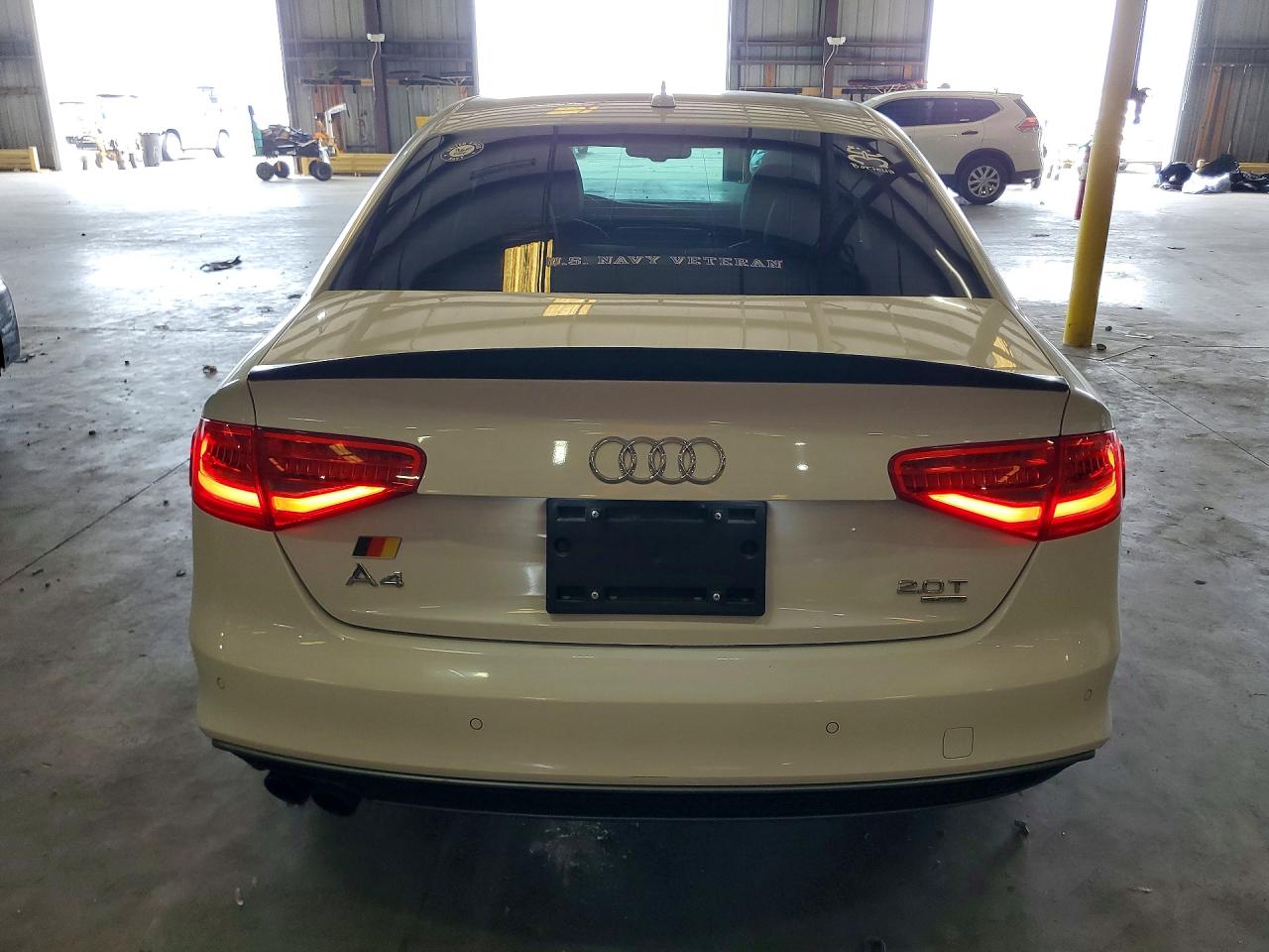 2014 Audi A4 Premium Plus White vin: WAUFFAFL1EN036822