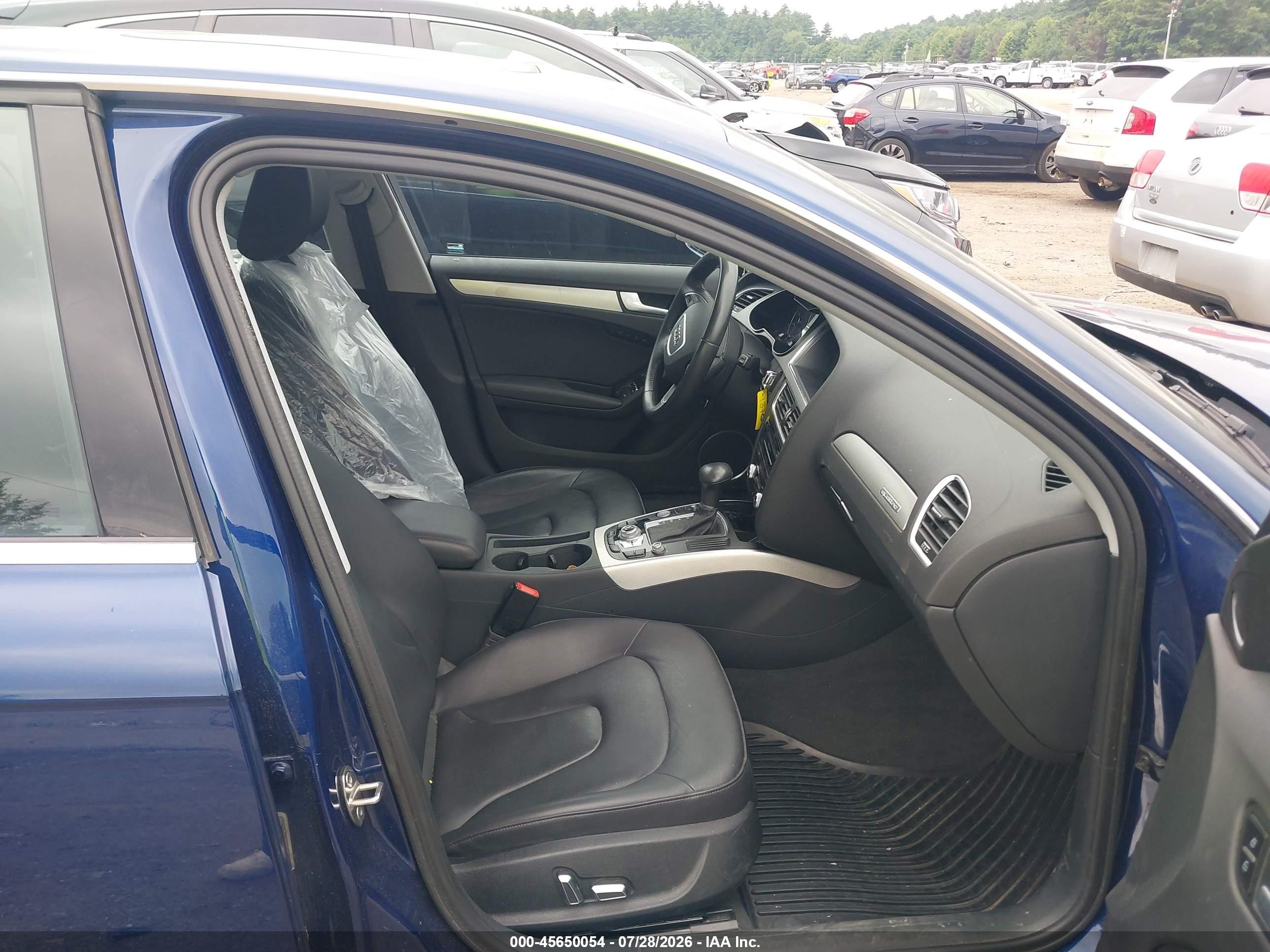 2014 Audi A4 2.0t Premium Blue vin: WAUFFAFL1EN038781