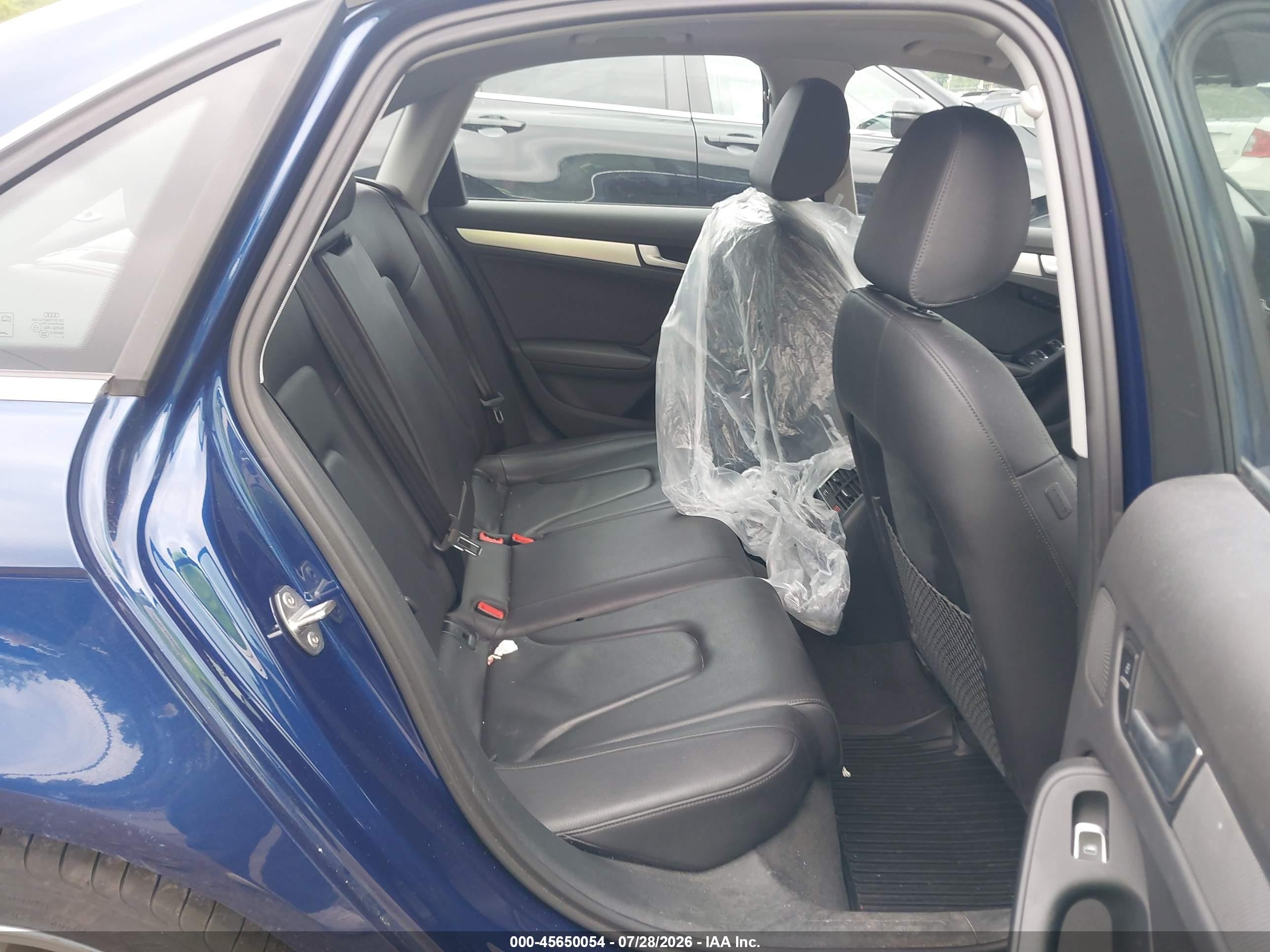 2014 Audi A4 2.0t Premium Blue vin: WAUFFAFL1EN038781