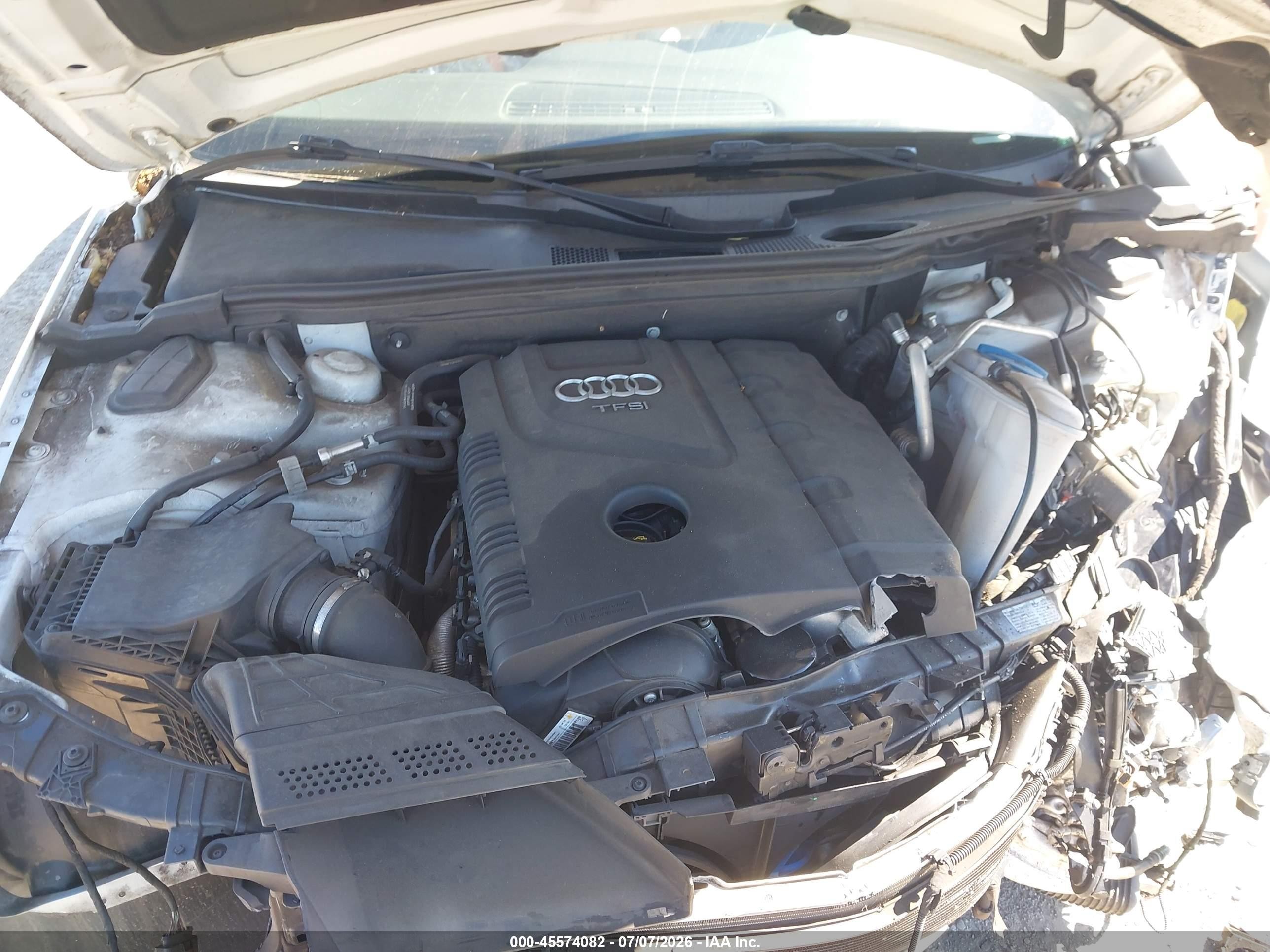 2015 Audi A4 2.0t Premium White vin: WAUFFAFL1FN003854