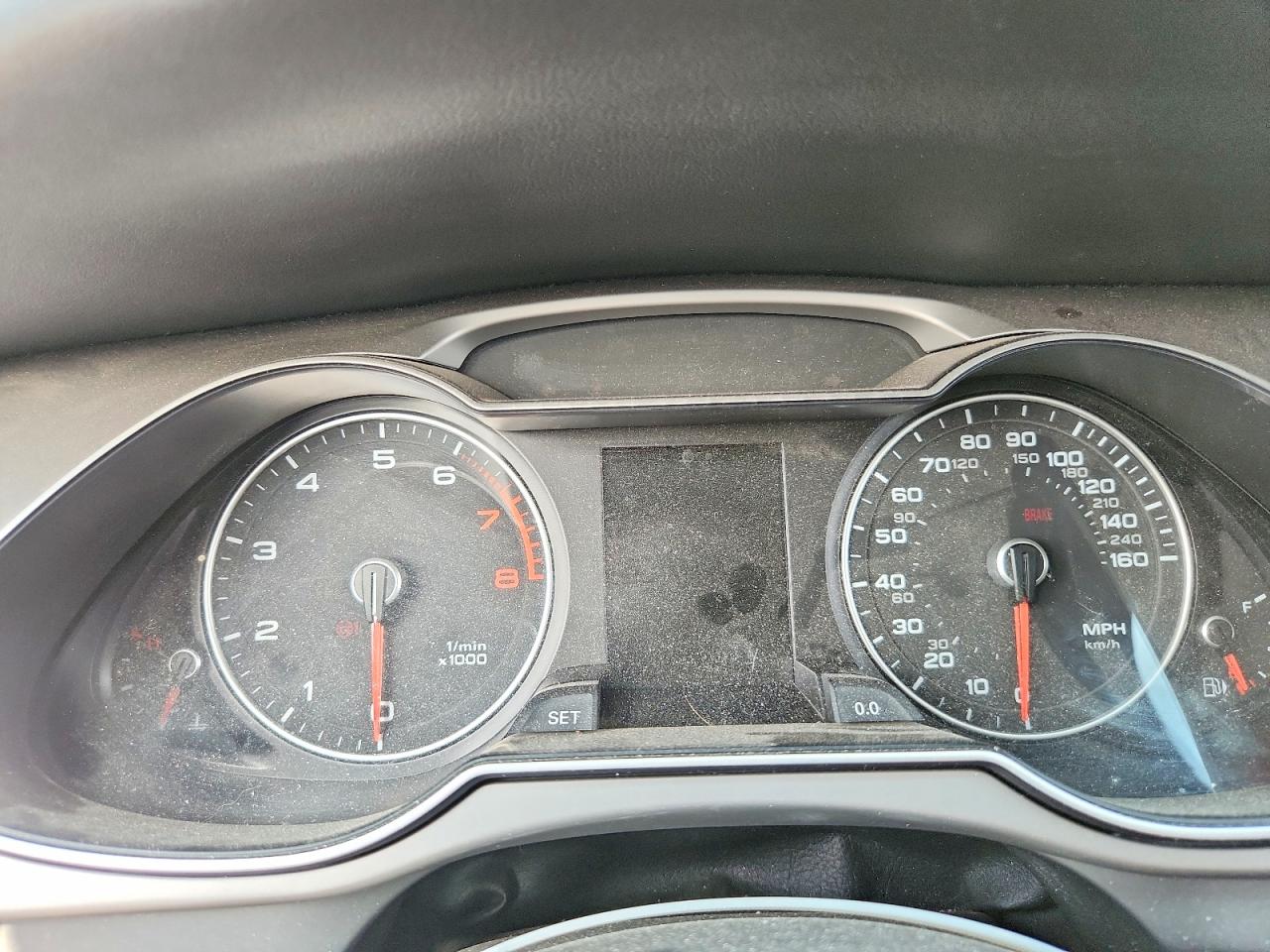 2015 Audi A4 Premium Plus Серый vin: WAUFFAFL1FN010576