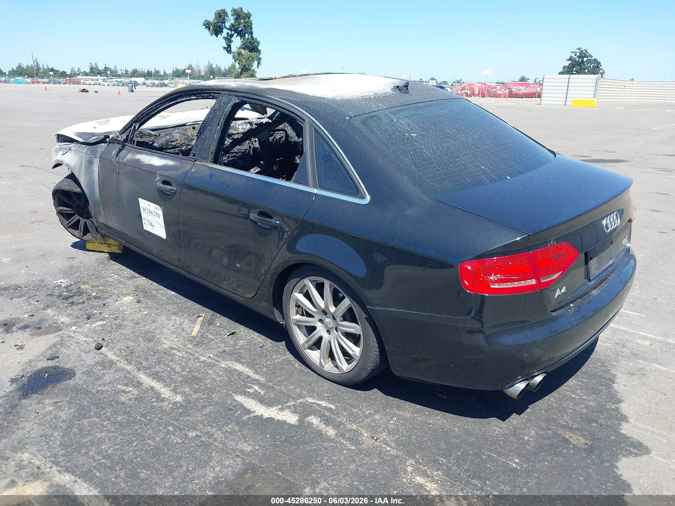 2010 Audi A4 2.0t Premium Black vin: WAUFFAFL2AN057401