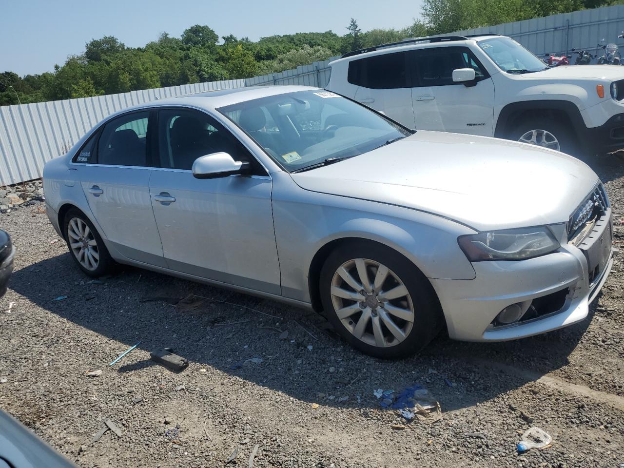 2011 Audi A4 Premium Plus Silver vin: WAUFFAFL2BN011696