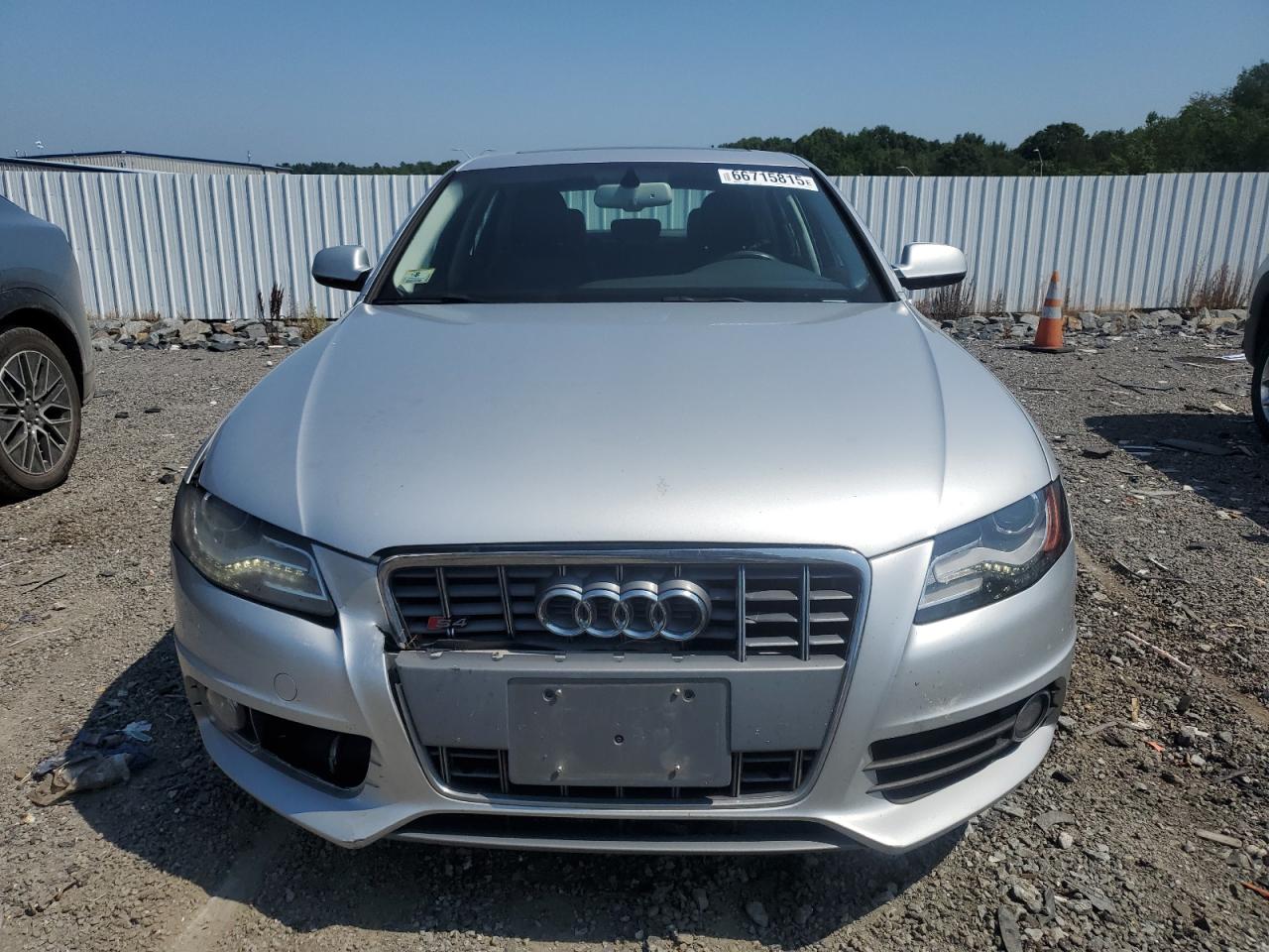 2011 Audi A4 Premium Plus Silver vin: WAUFFAFL2BN011696