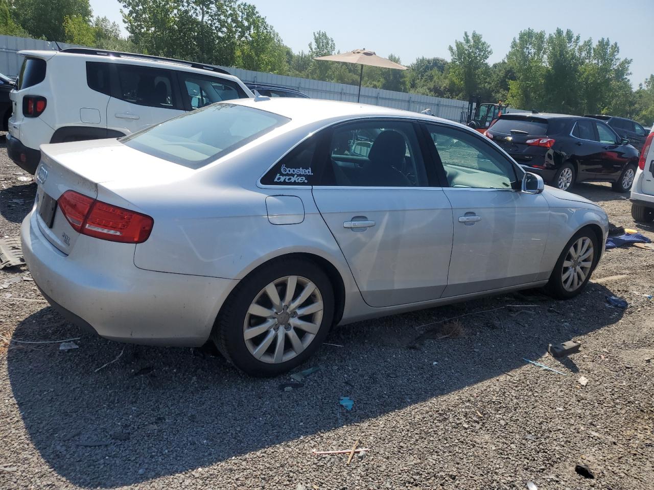2011 Audi A4 Premium Plus Silver vin: WAUFFAFL2BN011696