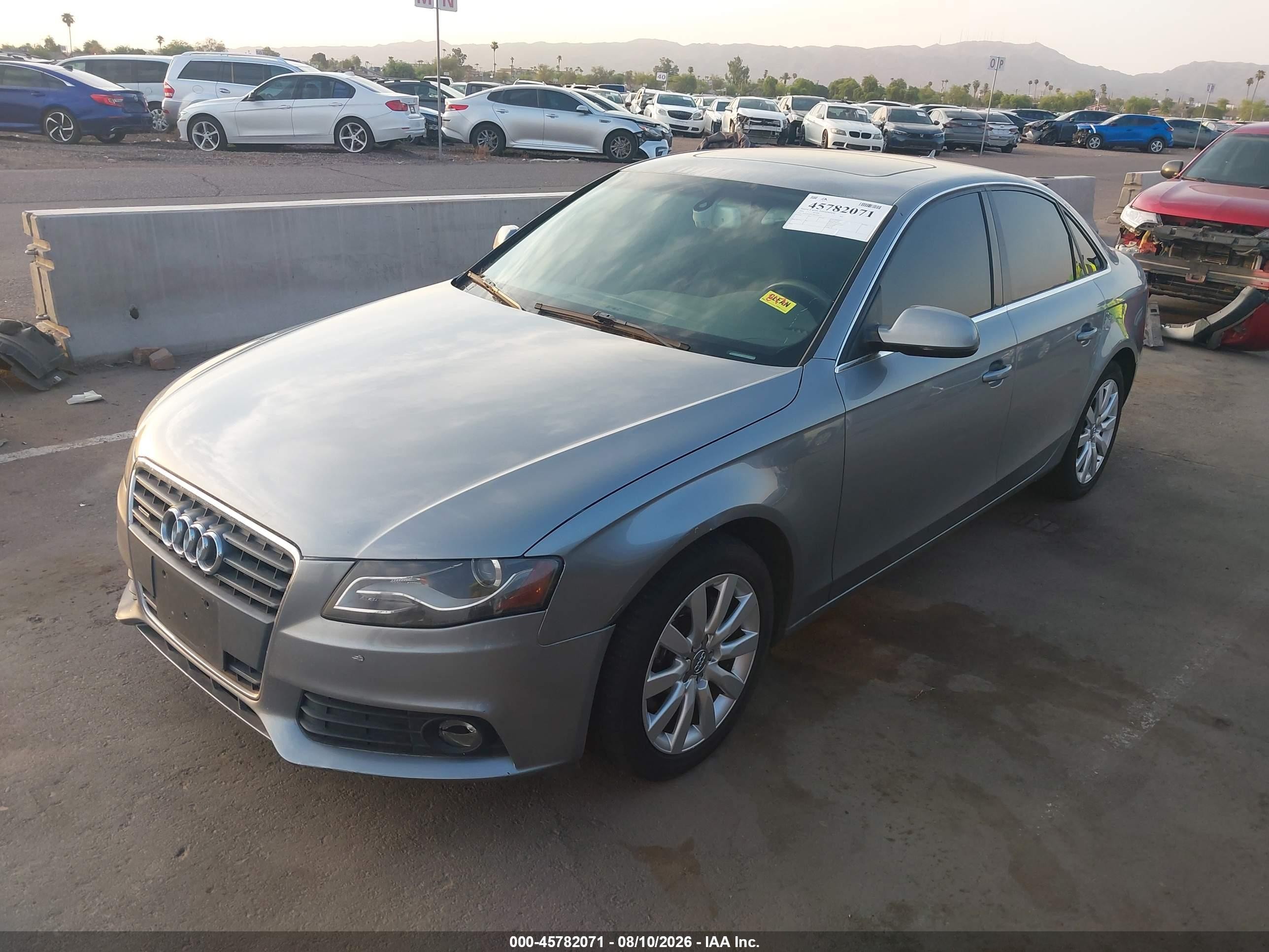 2011 Audi A4 2.0t Premium Silver vin: WAUFFAFL2BN026179