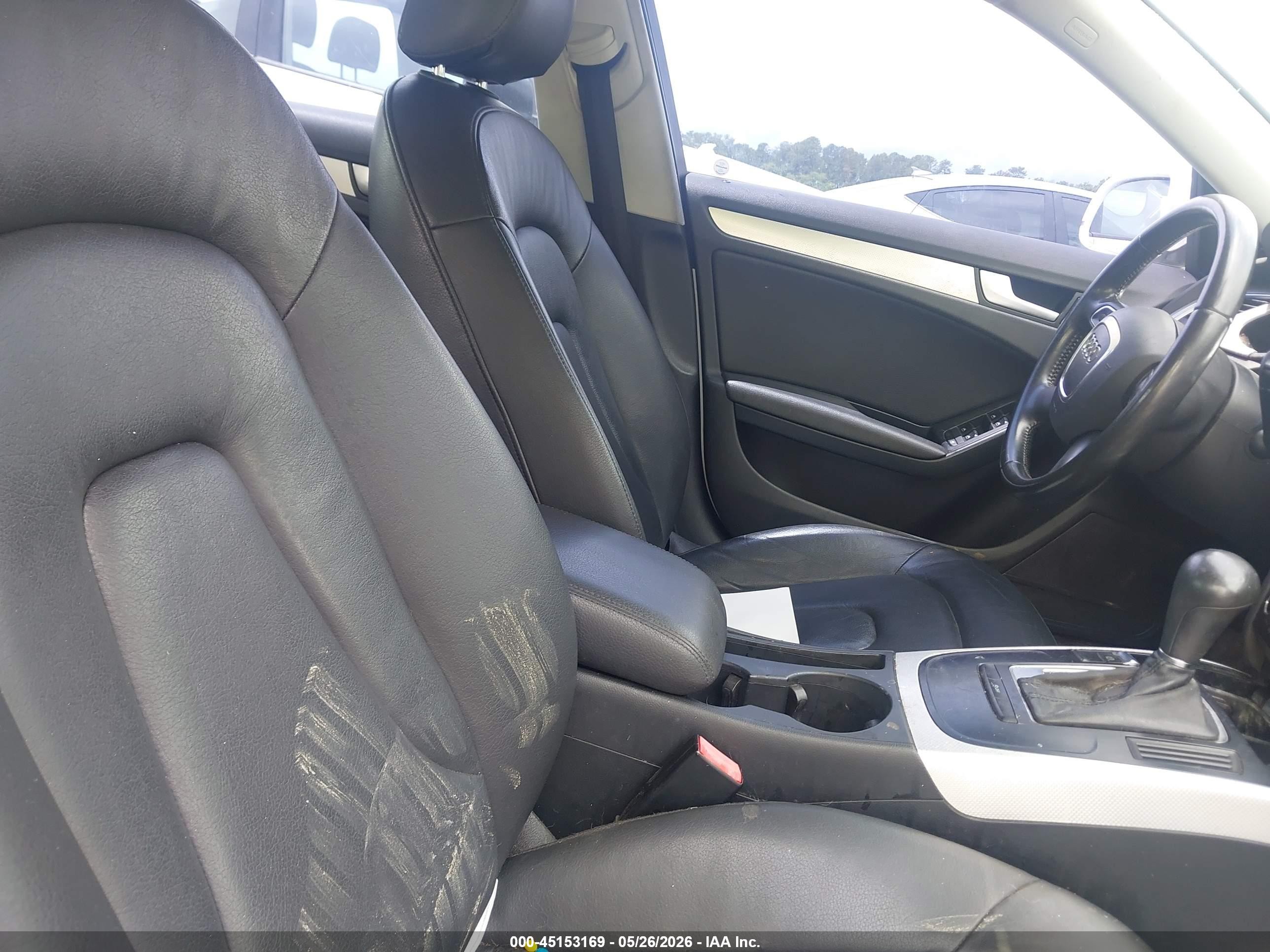 2011 Audi A4 2.0t Premium White vin: WAUFFAFL2BN056122