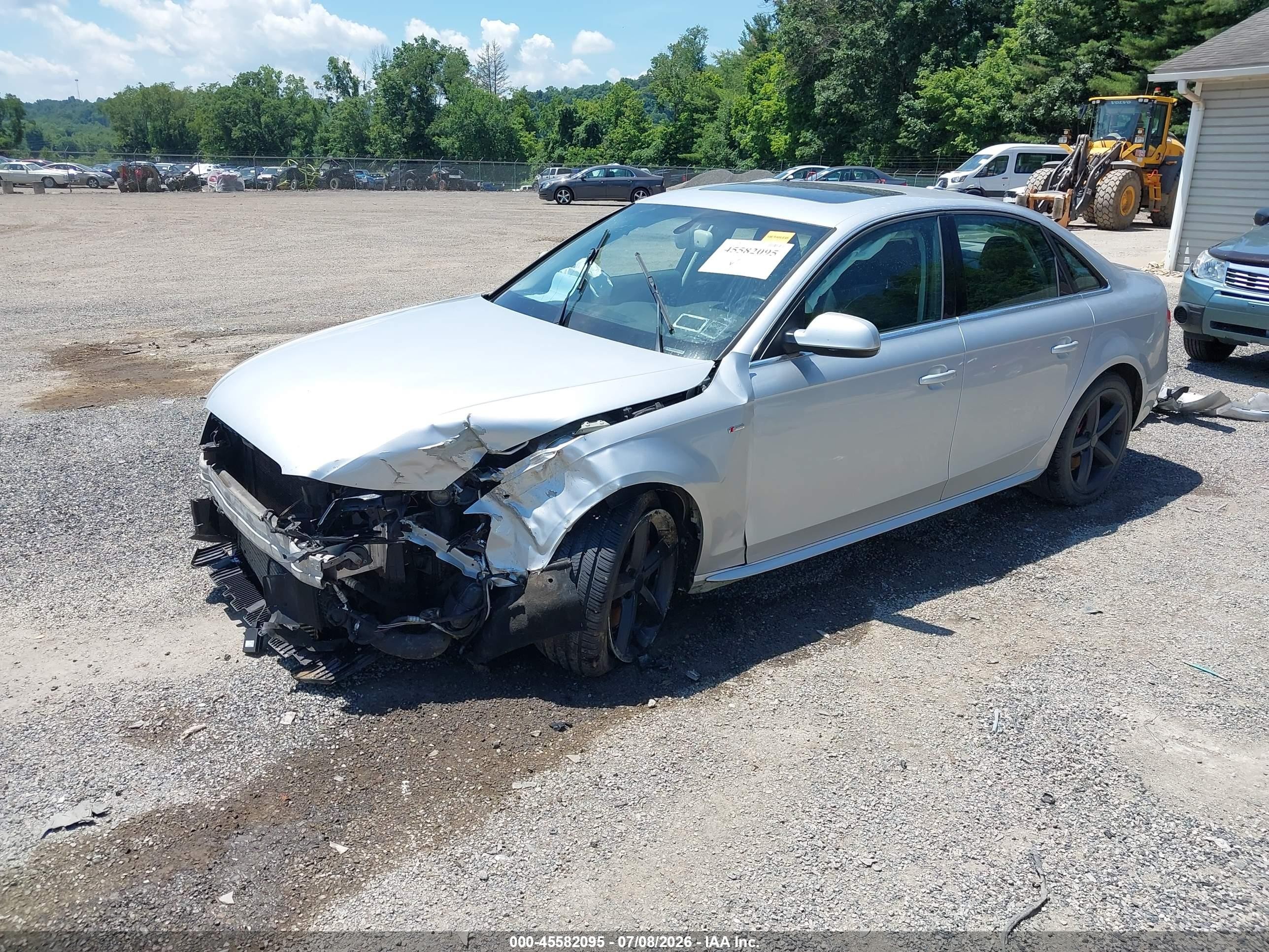 2012 Audi A4 2.0t Premium Plus Silver vin: WAUFFAFL2CN008072