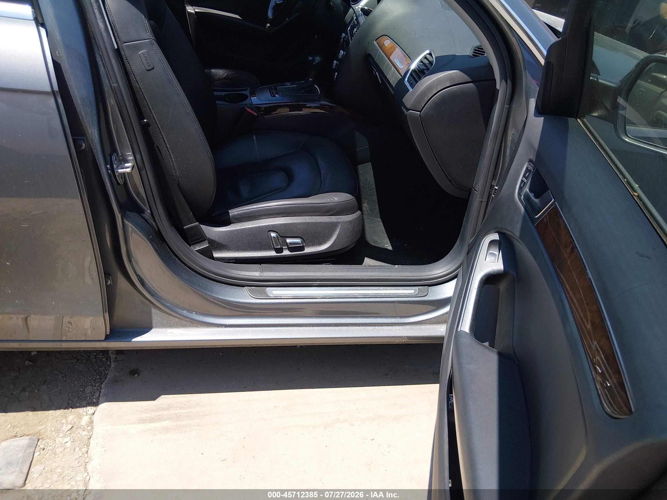 2013 Audi A4 2.0t Premium Gray vin: WAUFFAFL2DA140077