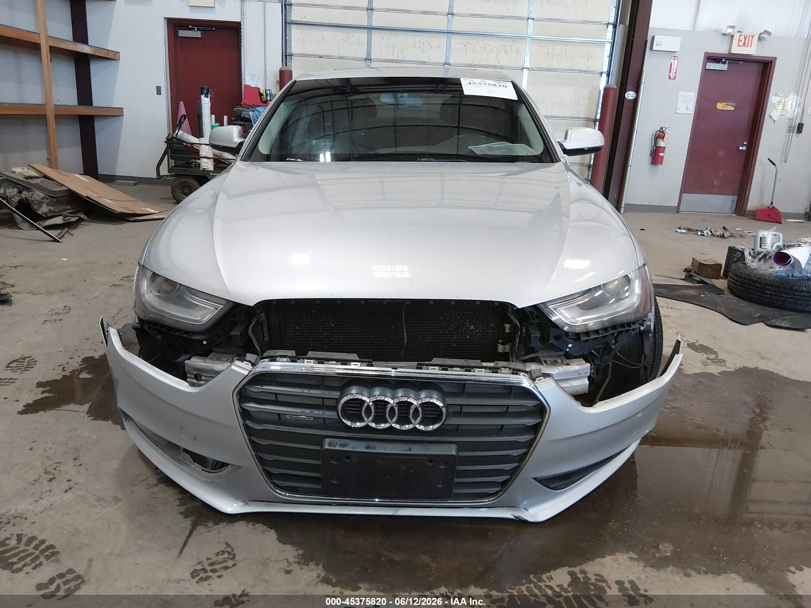 2013 Audi A4 2.0t Premium Silver vin: WAUFFAFL2DN004430