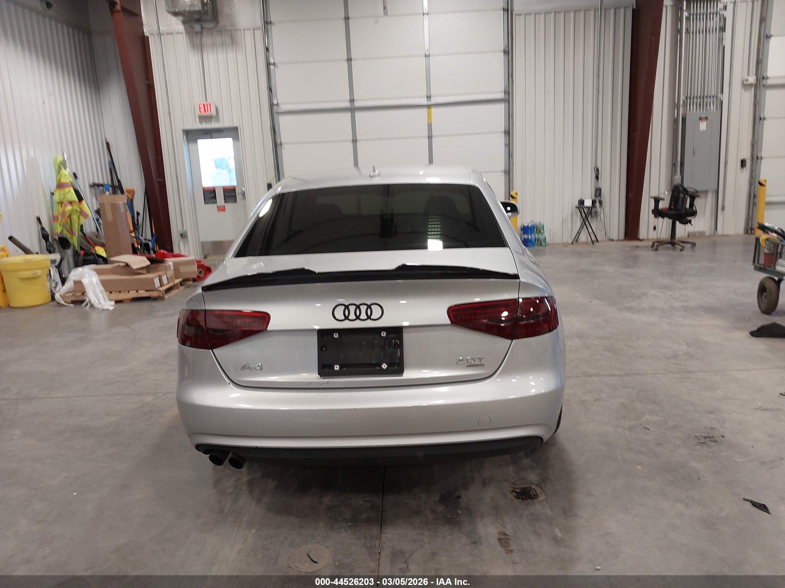 2013 Audi A4 2.0t Premium Silver vin: WAUFFAFL2DN019171