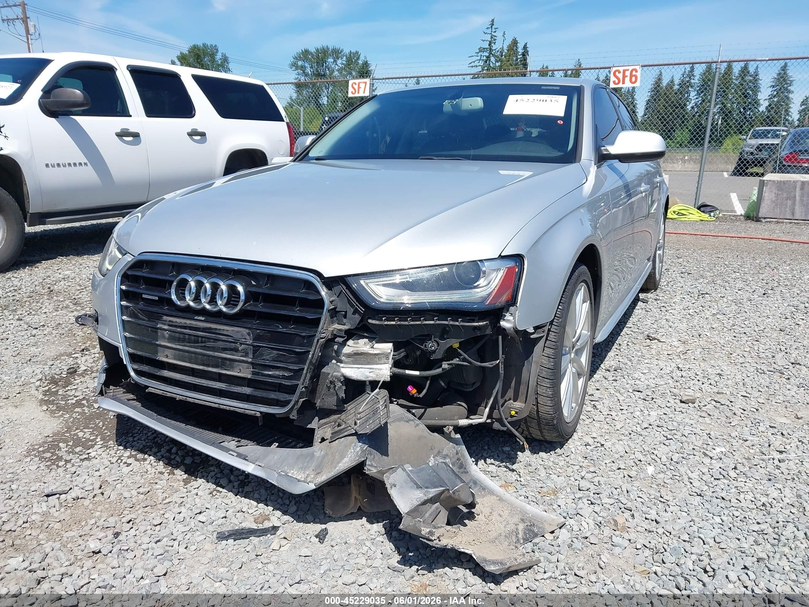 2014 Audi A4 2.0t Premium Silver vin: WAUFFAFL2EA085308