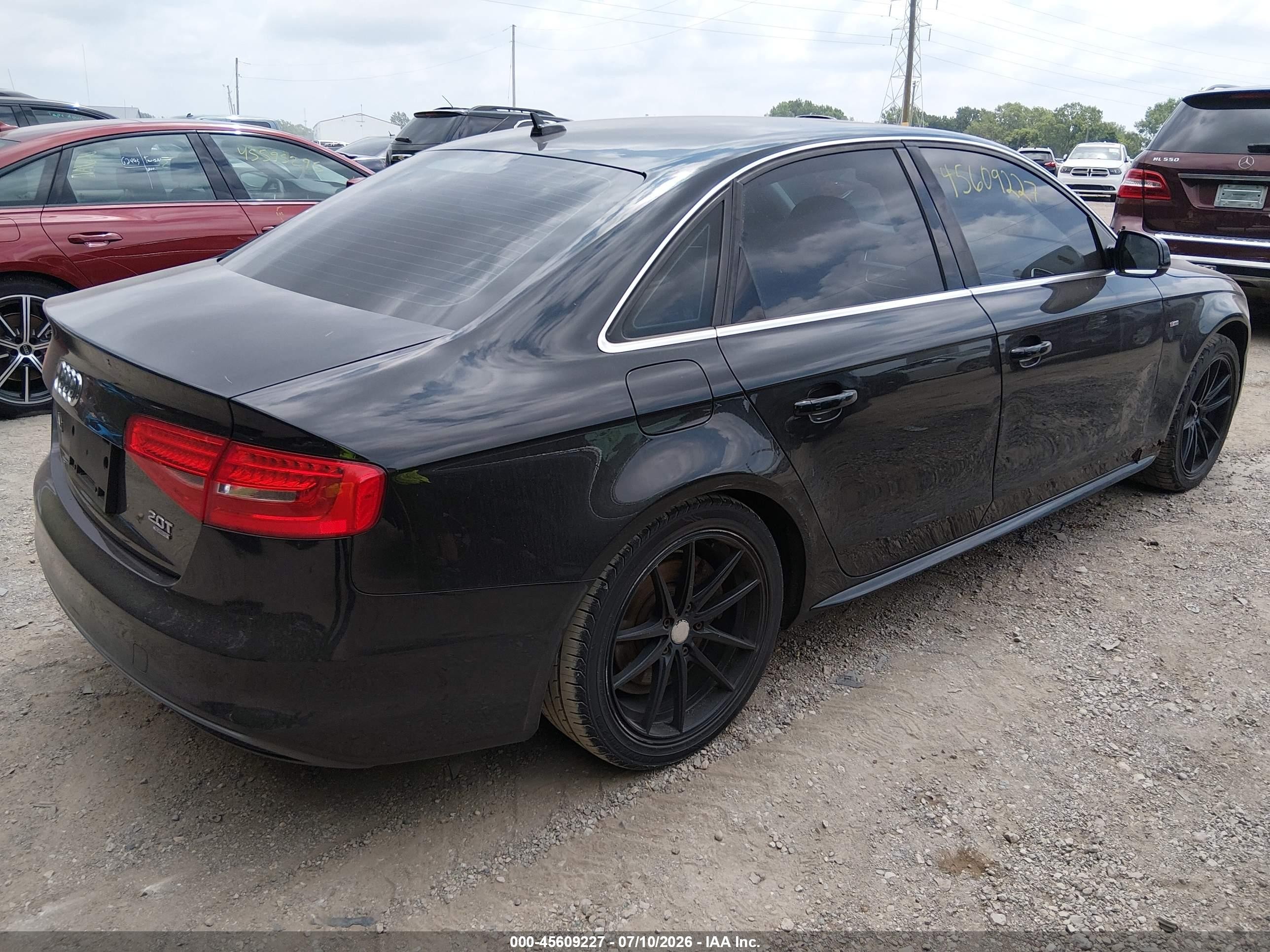 2015 Audi A4 2.0t Premium Черный vin: WAUFFAFL2FN006875