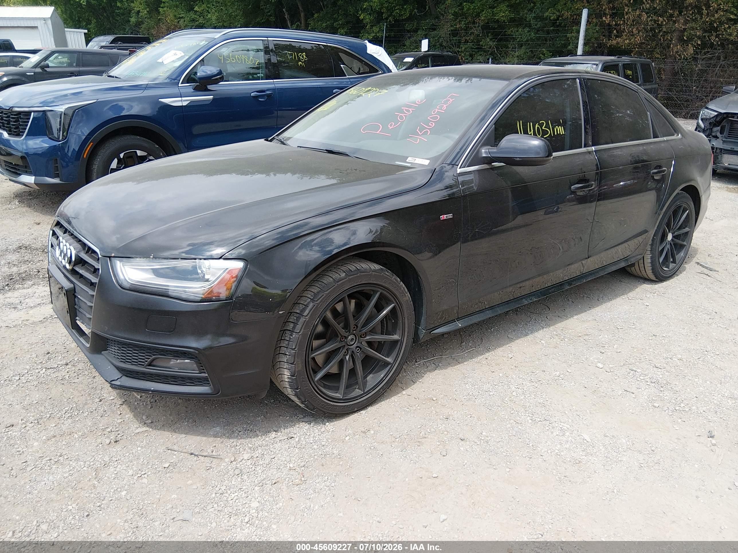 2015 Audi A4 2.0t Premium Черный vin: WAUFFAFL2FN006875