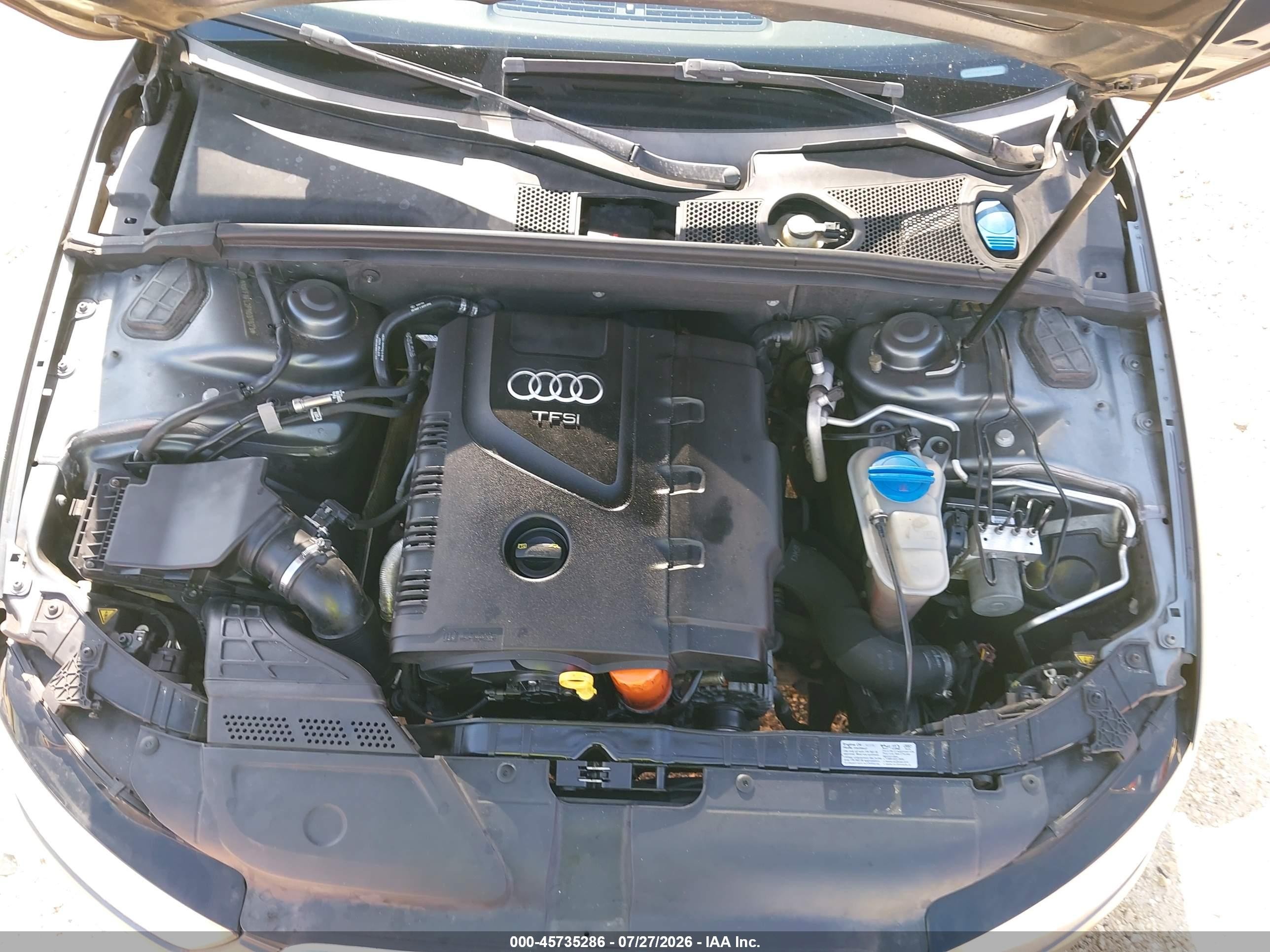 2015 Audi A4 2.0t Premium Gray vin: WAUFFAFL2FN037673
