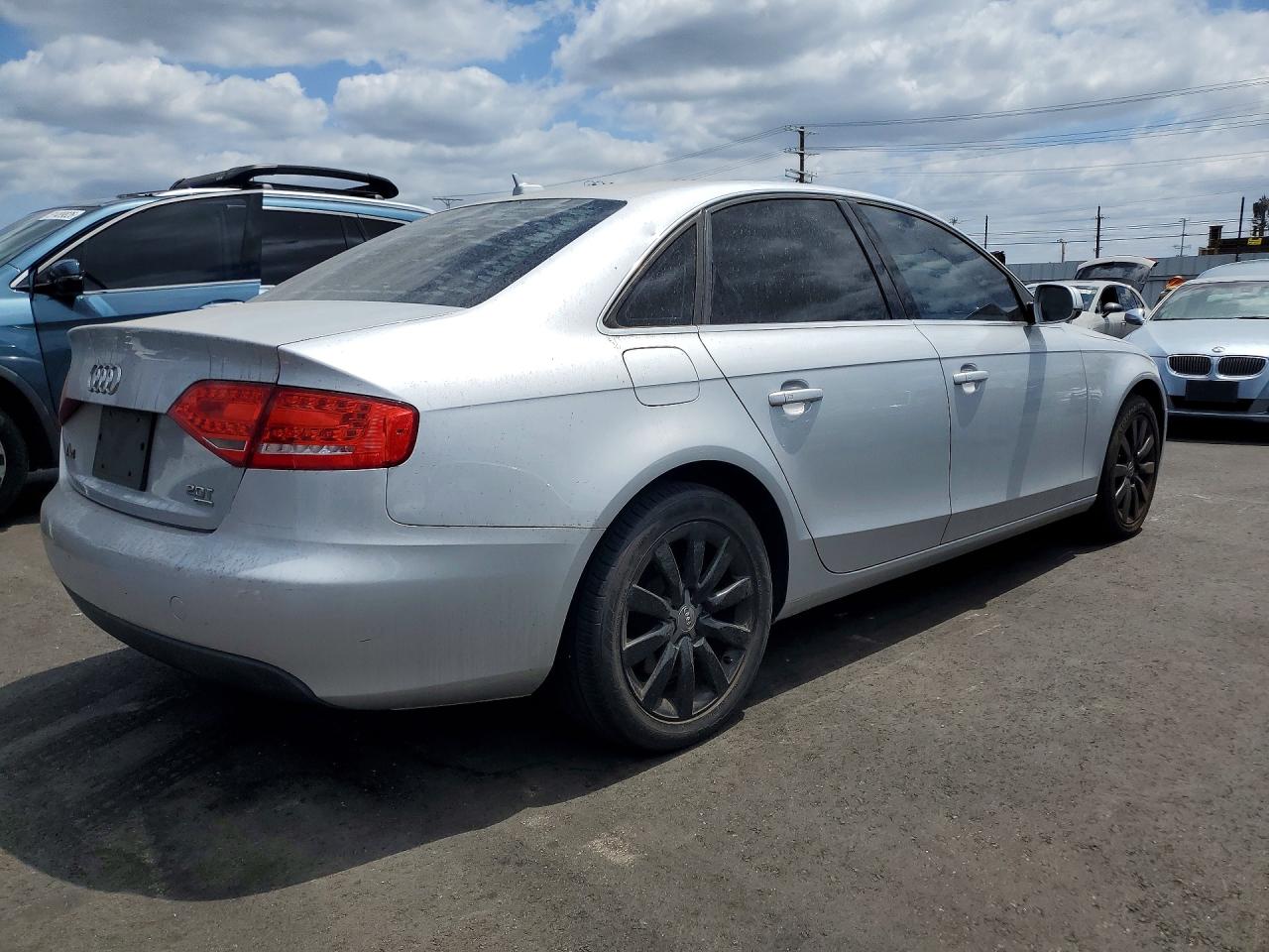 2011 Audi A4 Premium Plus Silver vin: WAUFFAFL3BN052662