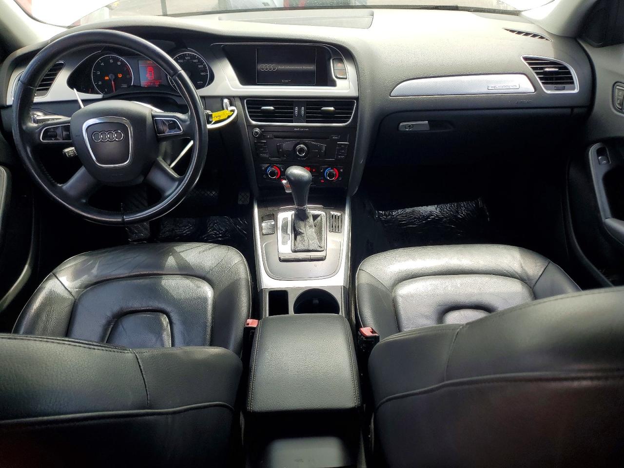 2011 Audi A4 Premium Plus Silver vin: WAUFFAFL3BN052662