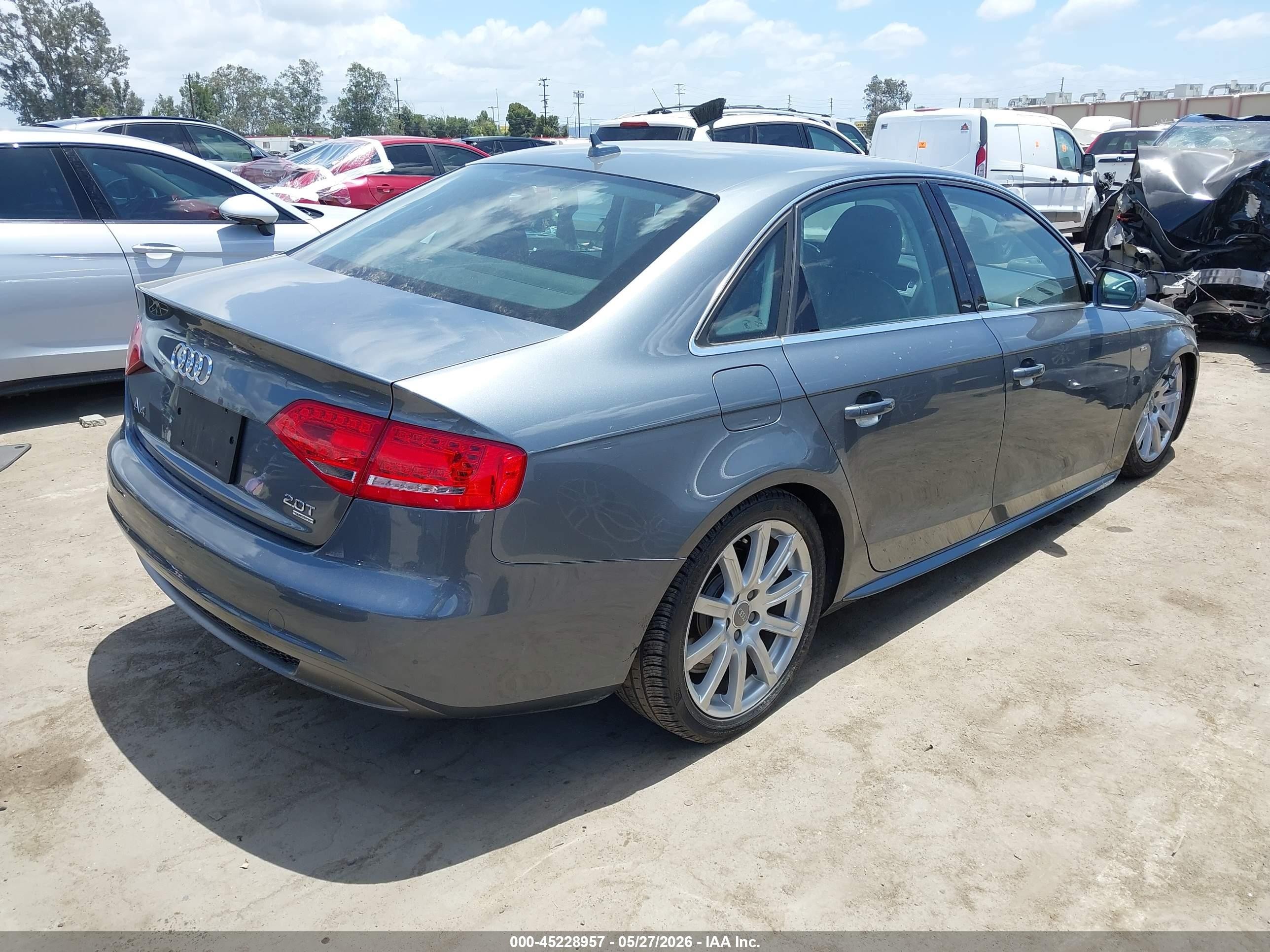 2012 Audi A4 2.0t Premium Gray vin: WAUFFAFL3CN013961