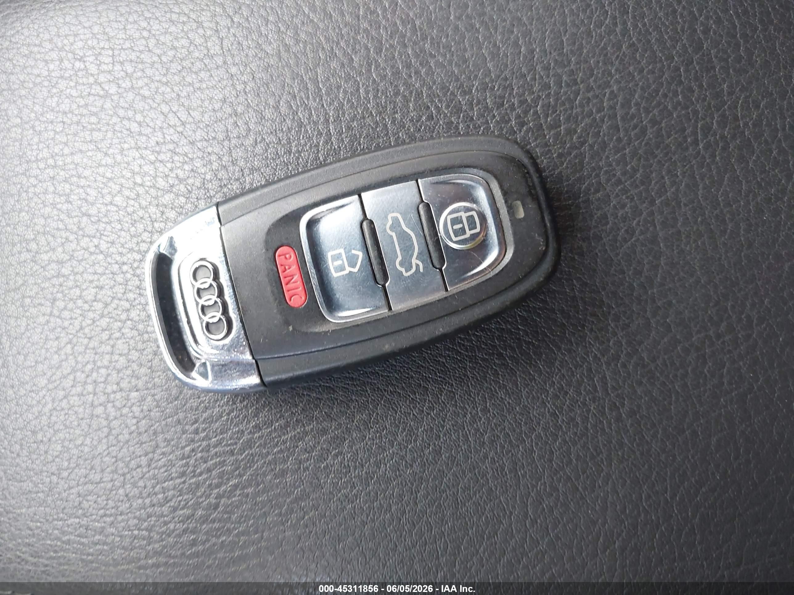 2013 Audi A4 2.0t Premium Red vin: WAUFFAFL3DA167191