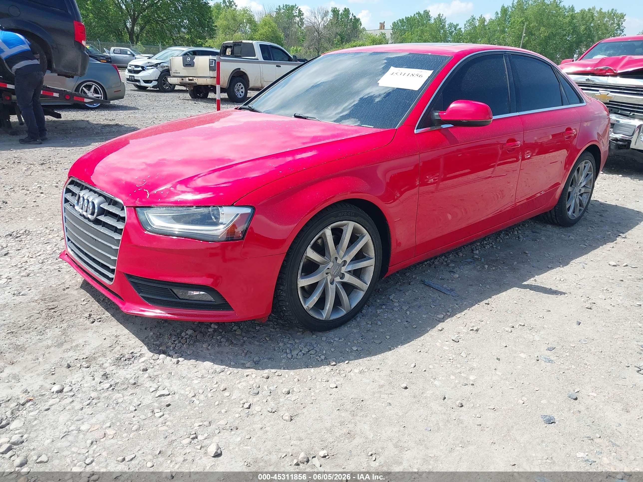 2013 Audi A4 2.0t Premium Red vin: WAUFFAFL3DA167191