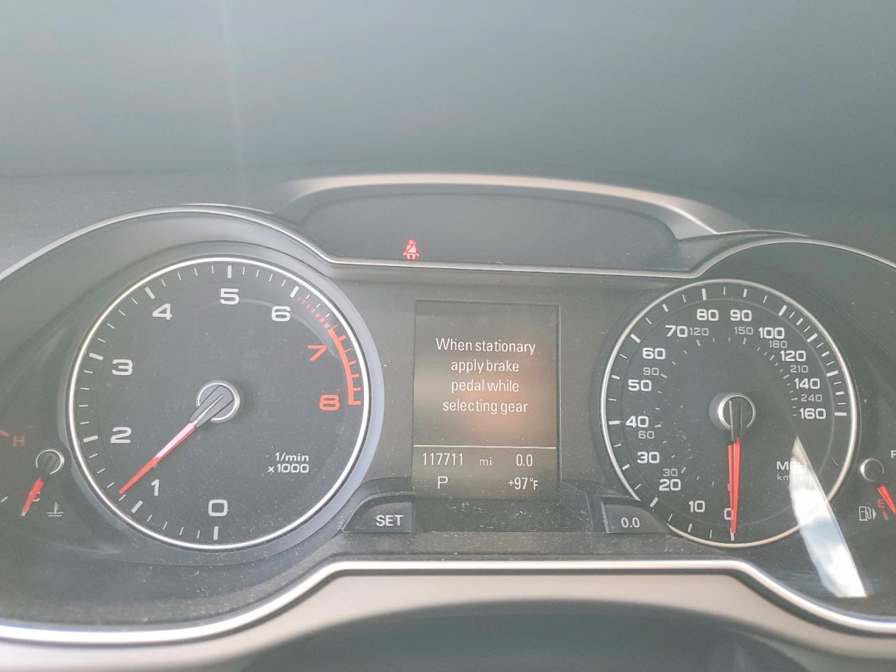 2013 Audi A4 Premium Plus Серый vin: WAUFFAFL3DN023004