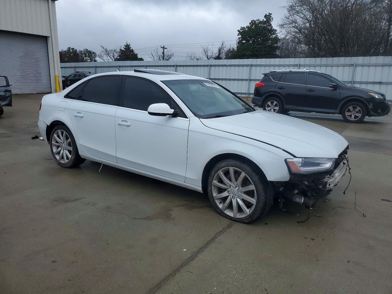 2013 Audi A4 Premium Plus White vin: WAUFFAFL3DN039199