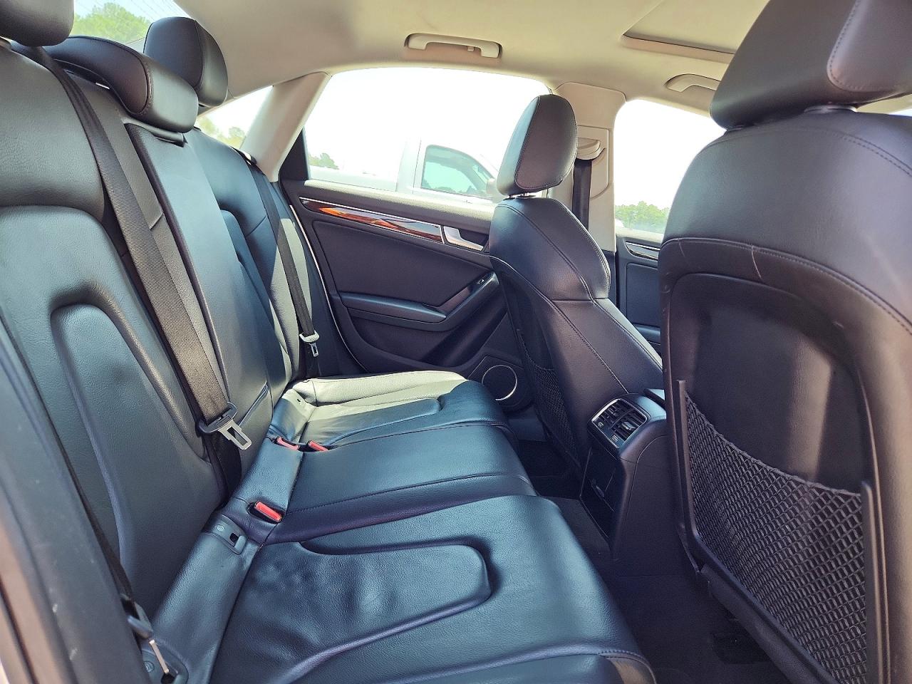2014 Audi A4 Premium Plus Silver vin: WAUFFAFL3EN014319