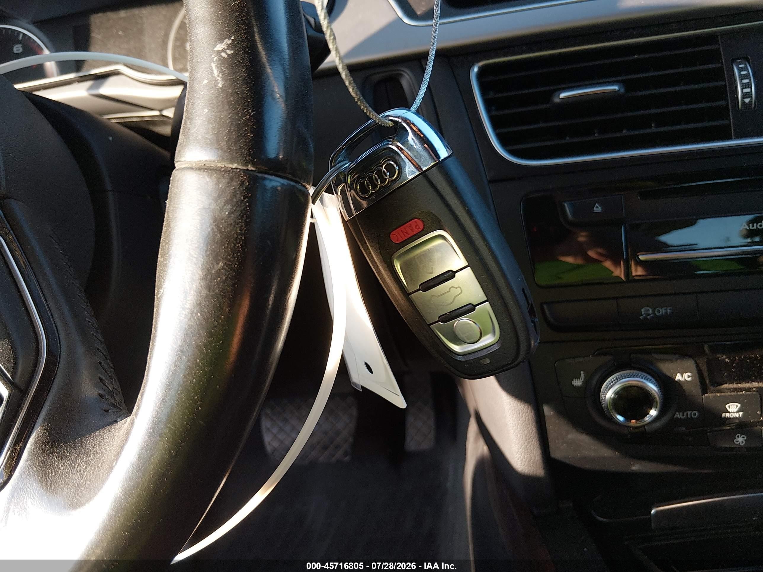 2015 Audi A4 2.0t Premium Black vin: WAUFFAFL3FN013009