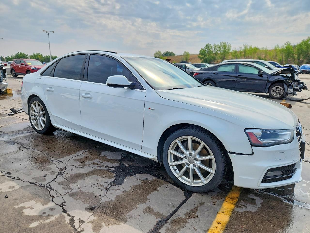 2015 Audi A4 Premium Plus White vin: WAUFFAFL3FN021160
