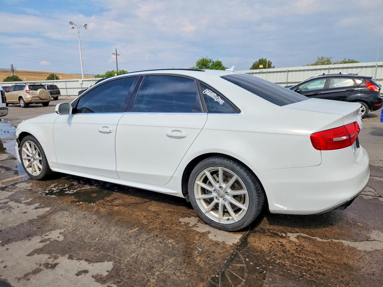 2015 Audi A4 Premium Plus White vin: WAUFFAFL3FN021160