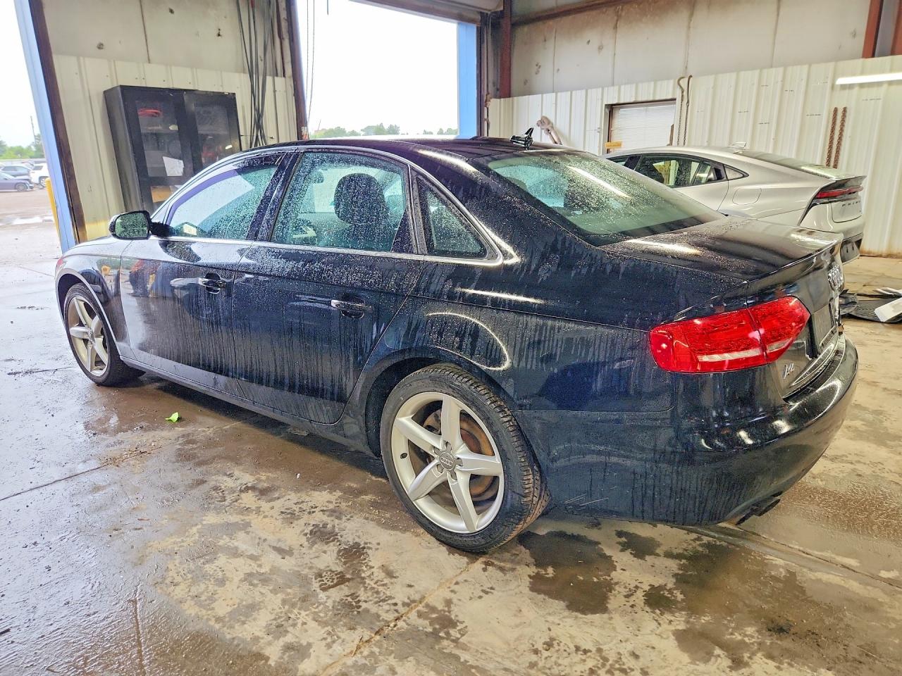 2011 Audi A4 Premium Plus Черный vin: WAUFFAFL4BN018780