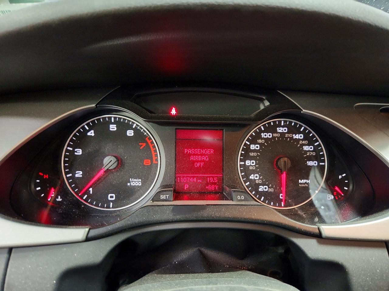 2011 Audi A4 Premium Plus Черный vin: WAUFFAFL4BN018780