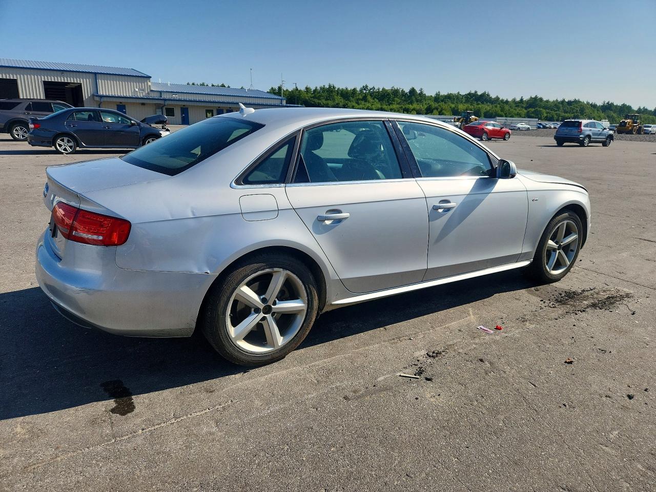 2012 Audi A4 Premium Plus Silver vin: WAUFFAFL4CA115647