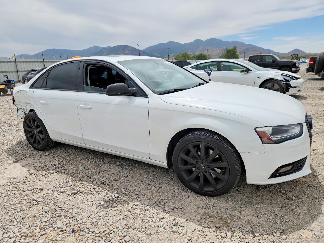 2013 Audi A4 Premium Plus White vin: WAUFFAFL4DN004056