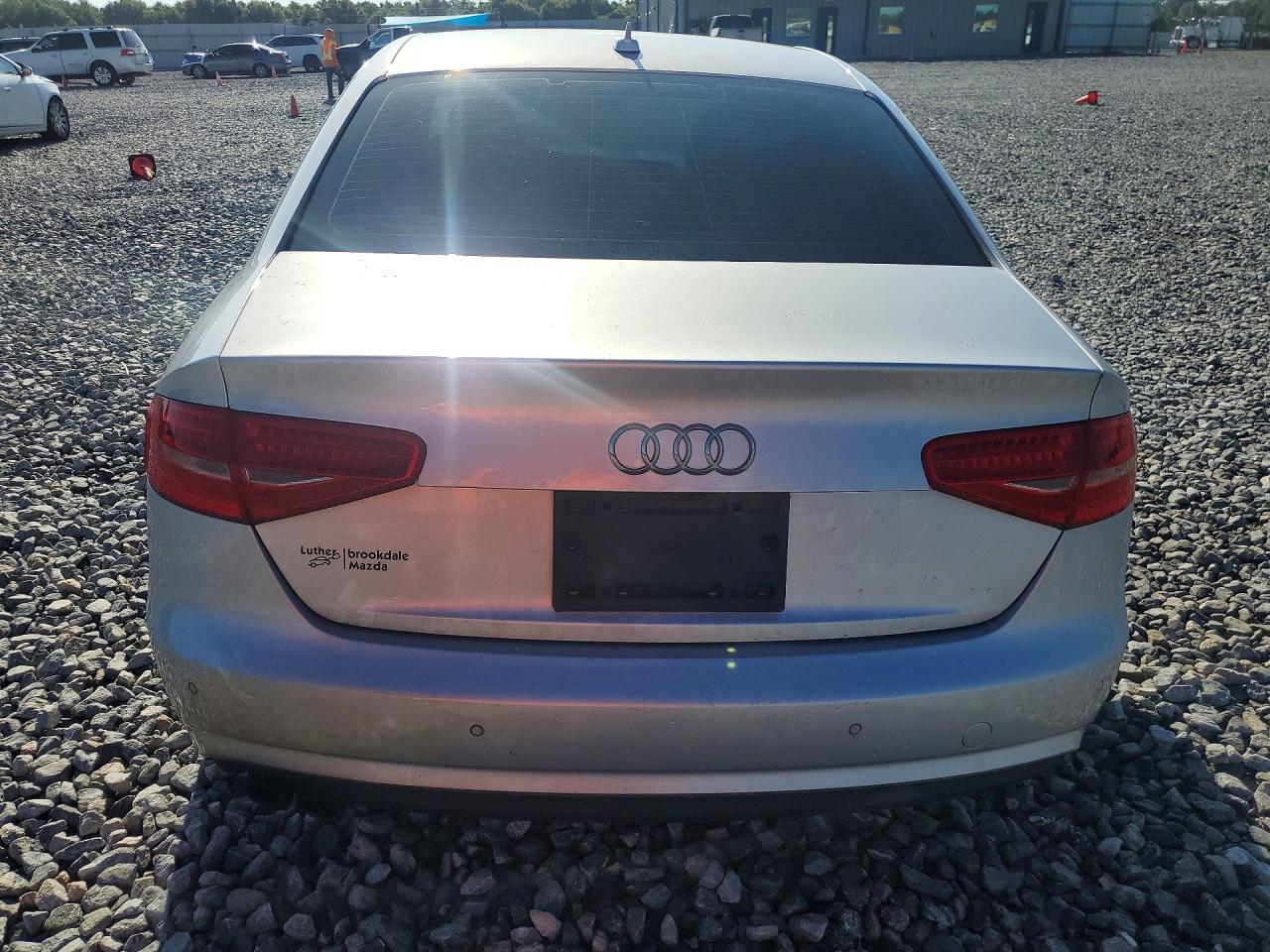 2013 Audi A4 Premium Plus Silver vin: WAUFFAFL4DN007877