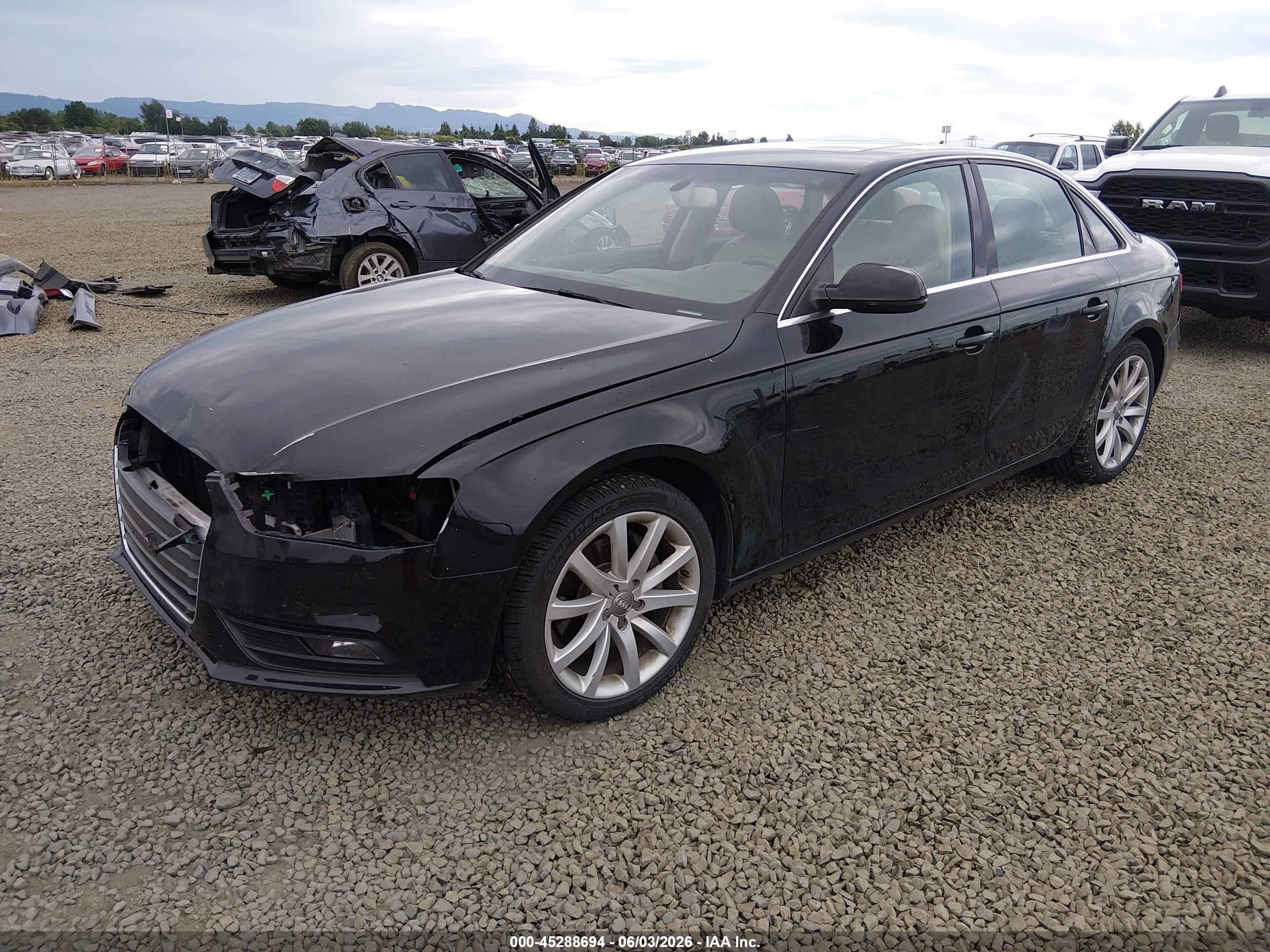 2013 Audi A4 2.0t Premium Black vin: WAUFFAFL4DN034626