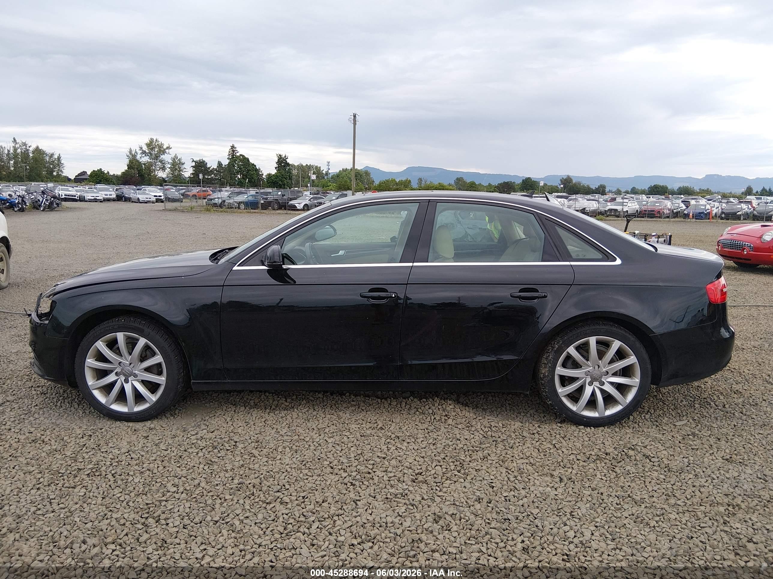 2013 Audi A4 2.0t Premium Black vin: WAUFFAFL4DN034626