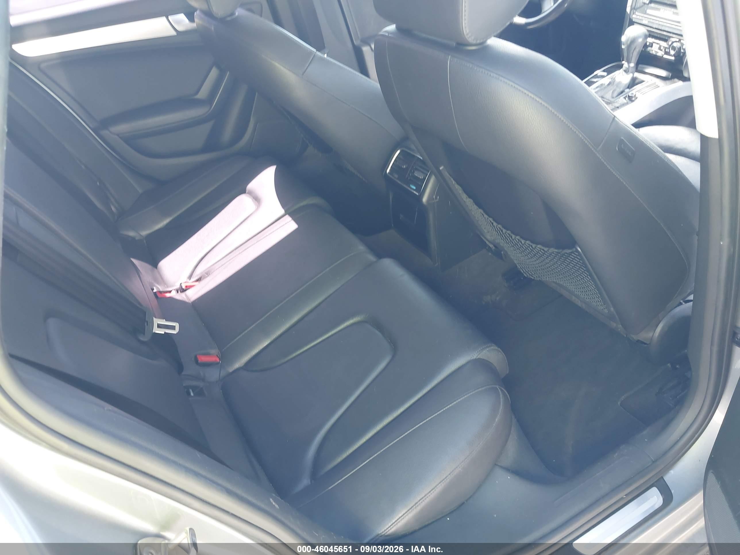 2010 Audi A4 2.0t Premium Gray vin: WAUFFAFL5AN017491