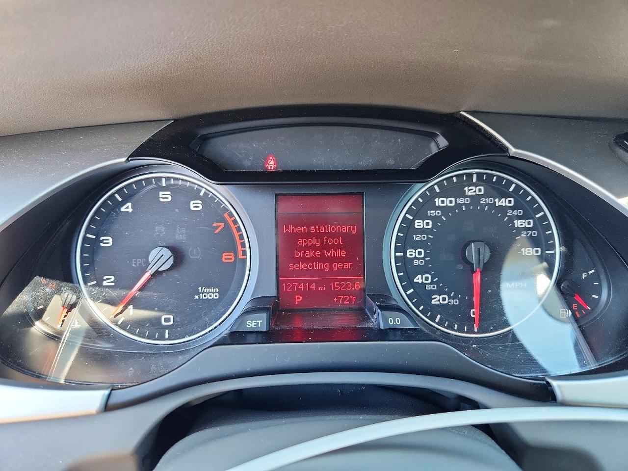 2011 Audi A4 Premium Plus Gray vin: WAUFFAFL5BN005584