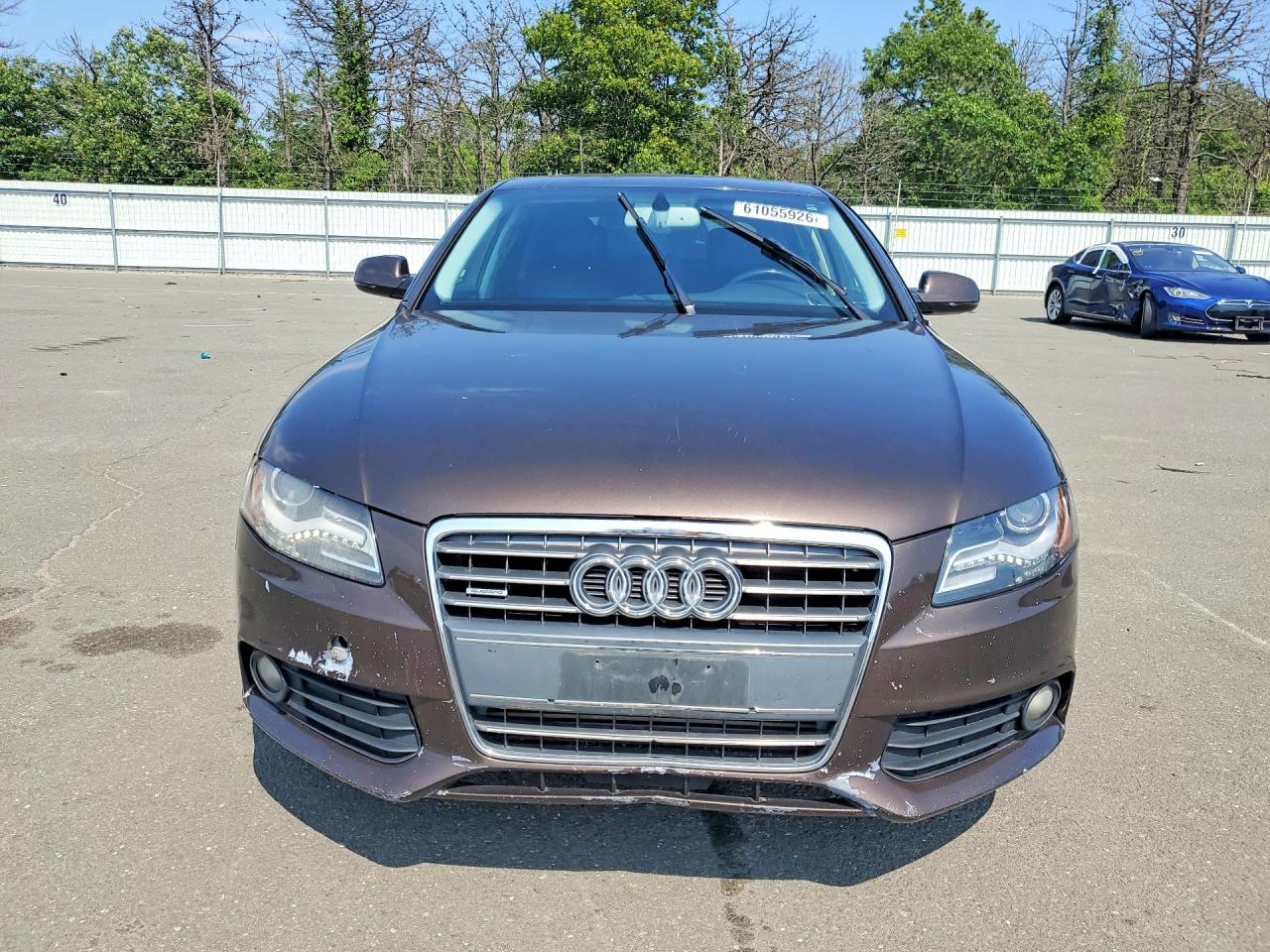 2011 Audi A4 Premium Plus Brown vin: WAUFFAFL5BN027584