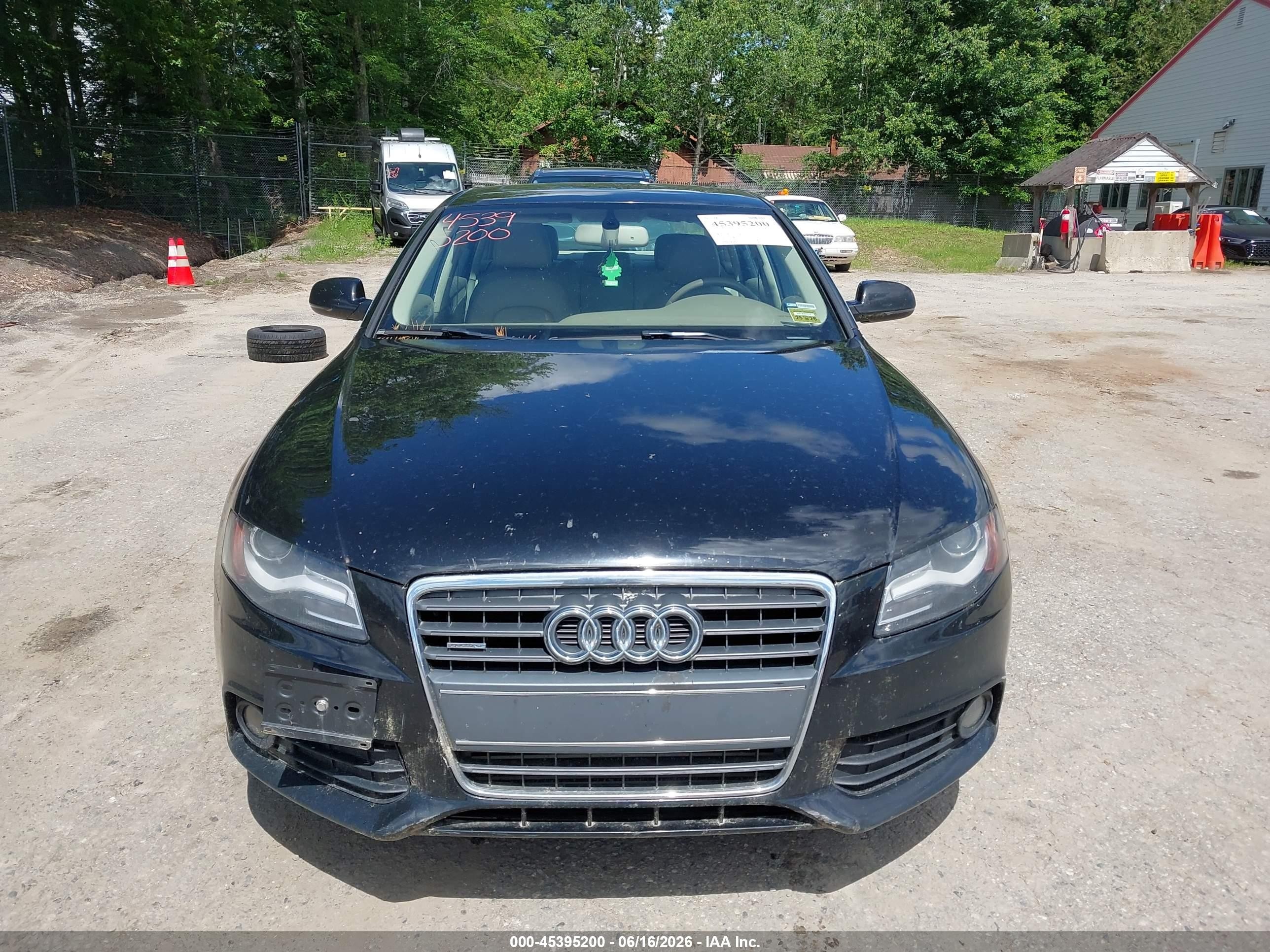 2011 Audi A4 2.0t Premium Black vin: WAUFFAFL5BN038701