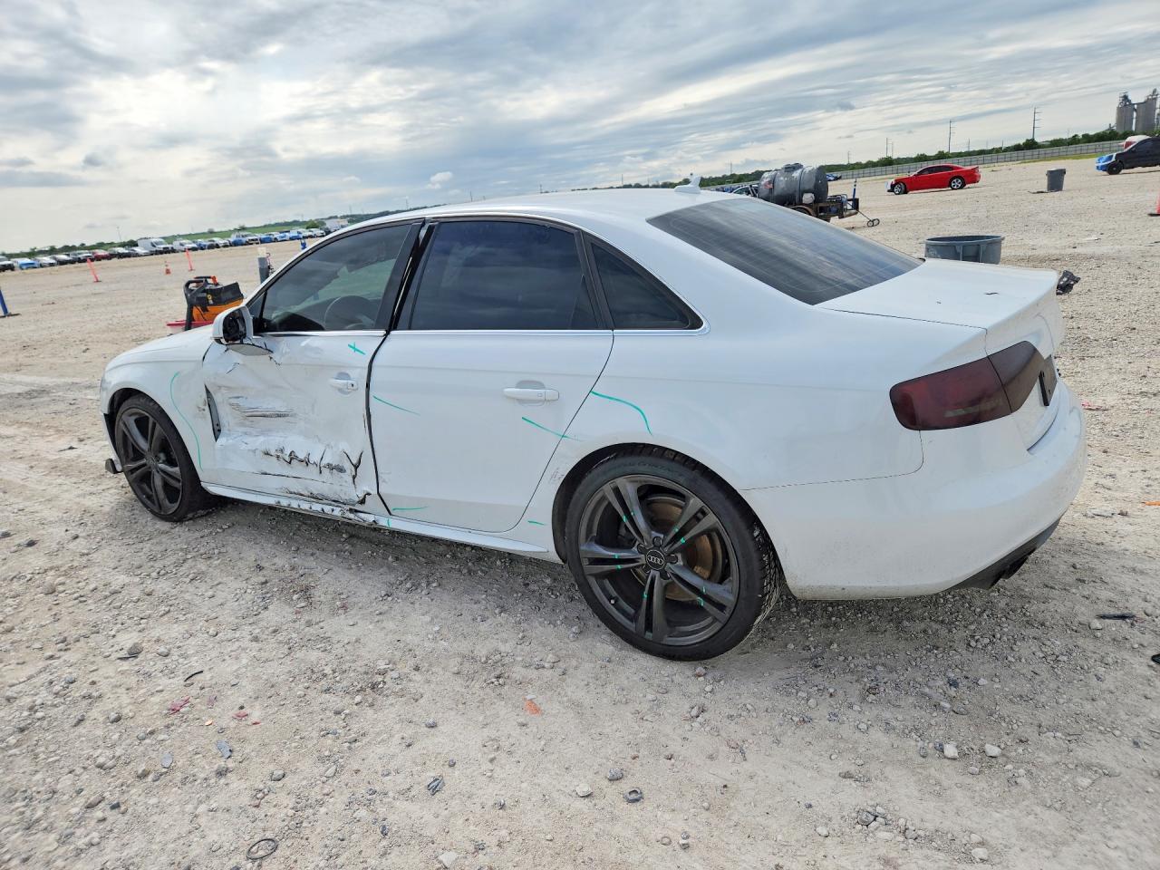 2012 Audi A4 Premium Plus White vin: WAUFFAFL5CN010768