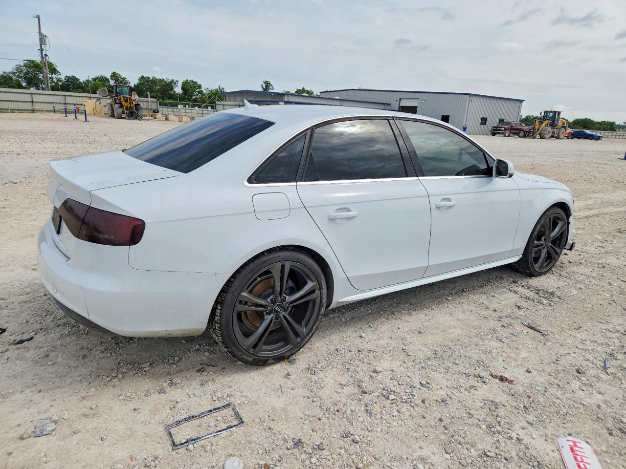 2012 Audi A4 Premium Plus White vin: WAUFFAFL5CN010768