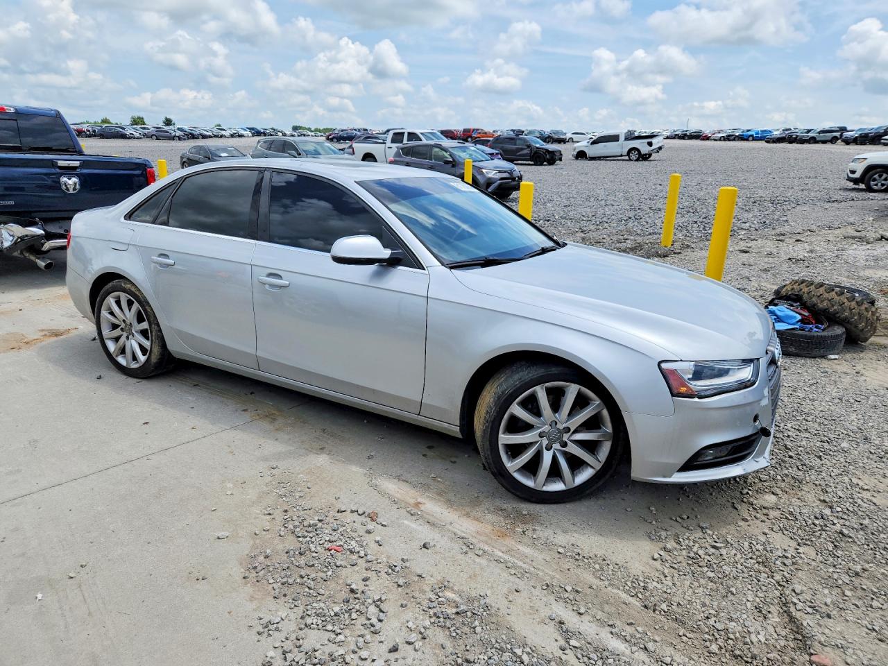 2013 Audi A4 Premium Plus Silver vin: WAUFFAFL5DN026695