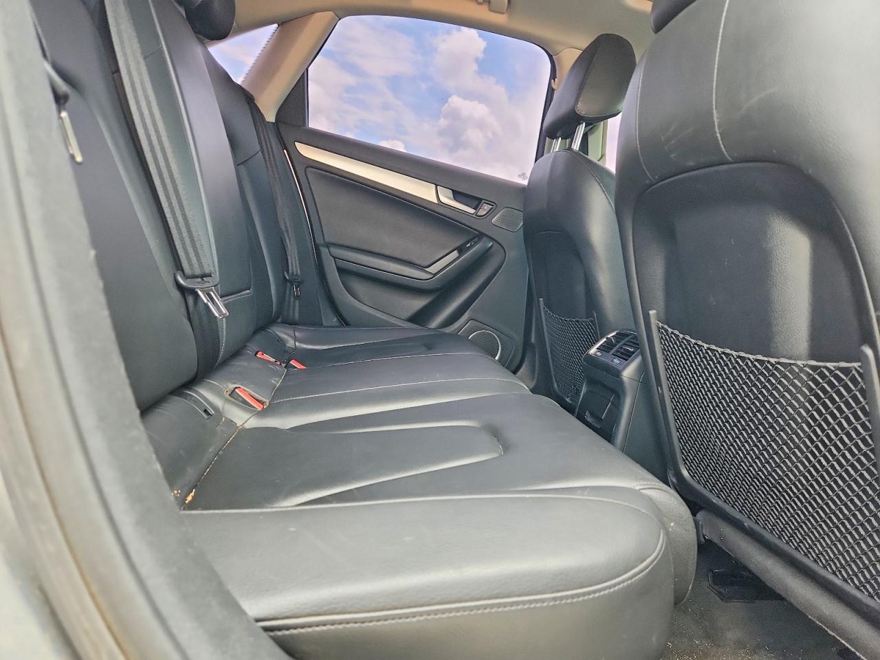 2013 Audi A4 Premium Plus Silver vin: WAUFFAFL5DN026695