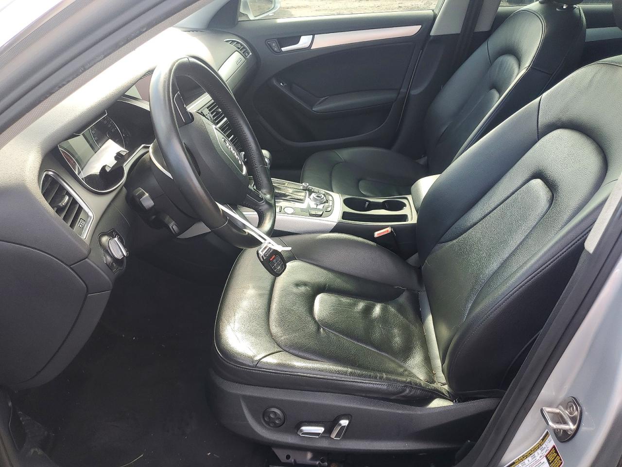 2013 Audi A4 Premium Plus Silver vin: WAUFFAFL5DN028267