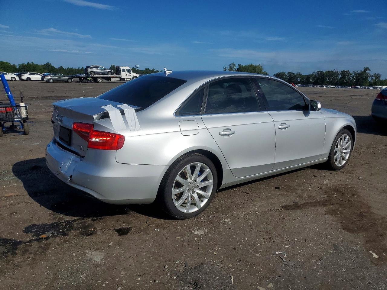 2013 Audi A4 Premium Plus Silver vin: WAUFFAFL5DN028267