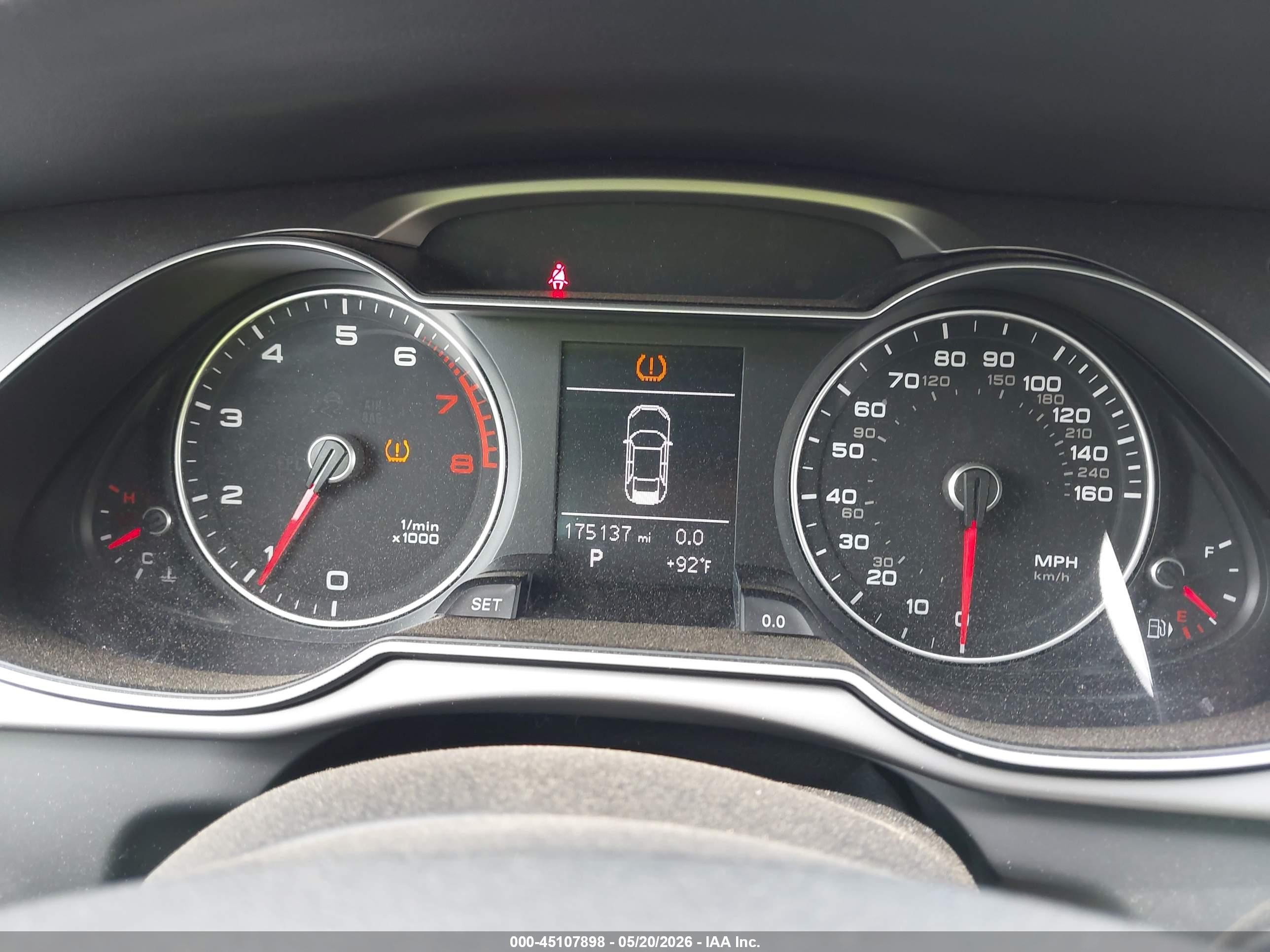 2013 Audi A4 2.0t Premium Black vin: WAUFFAFL5DN038023